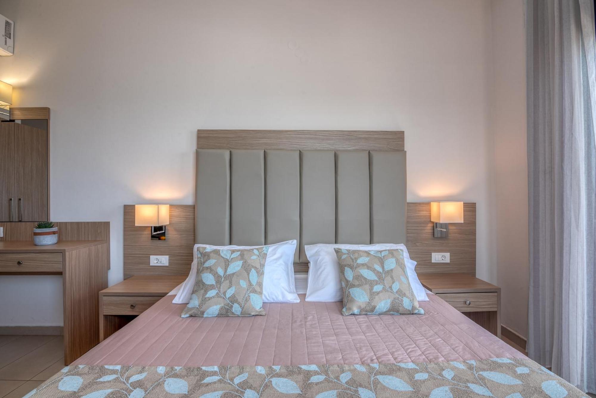 Sea Front Junior Suite