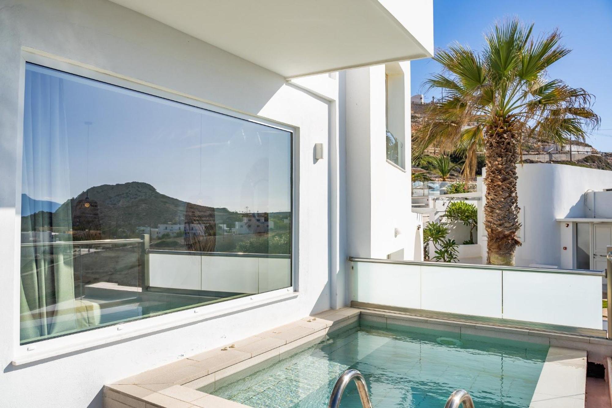 Grand Suite Private Pool & Sea View