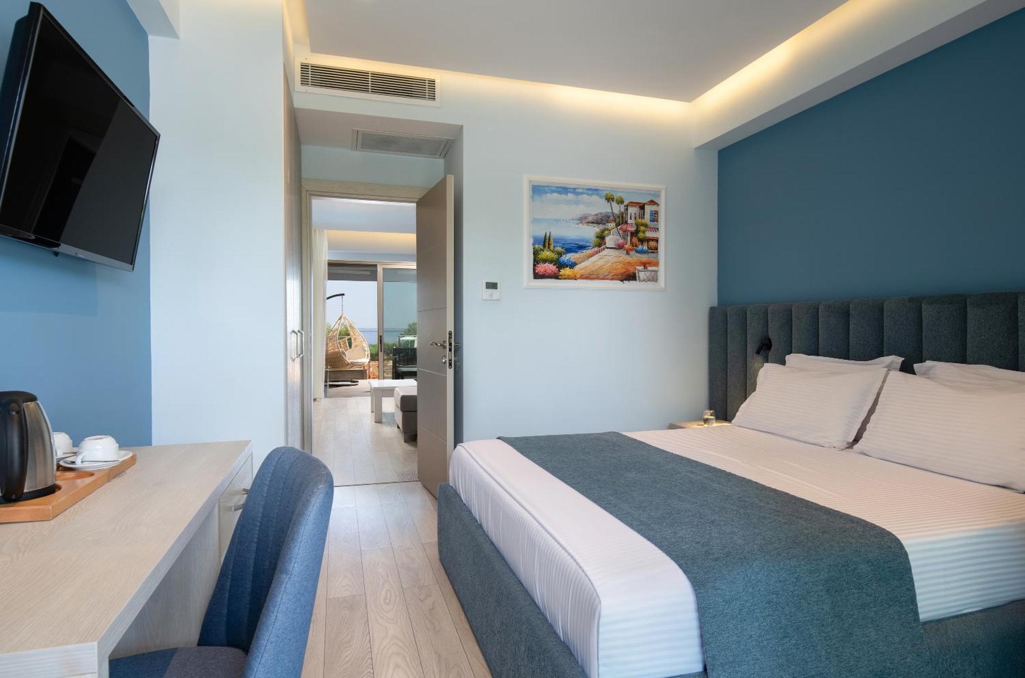 Junior Suite Private Pool