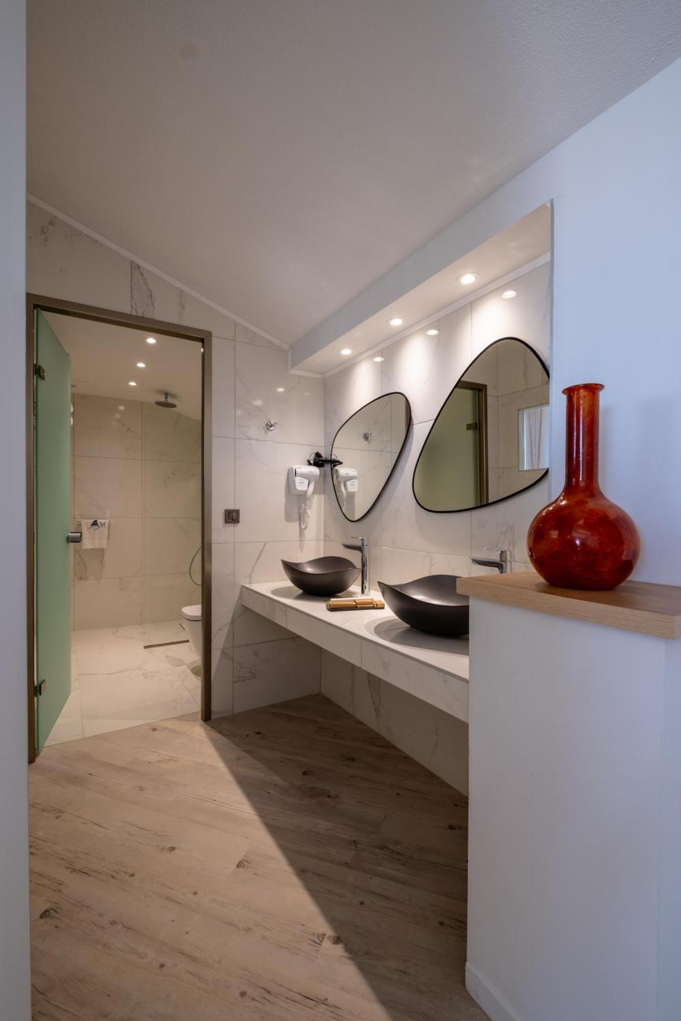 Deluxe Suite Sea View