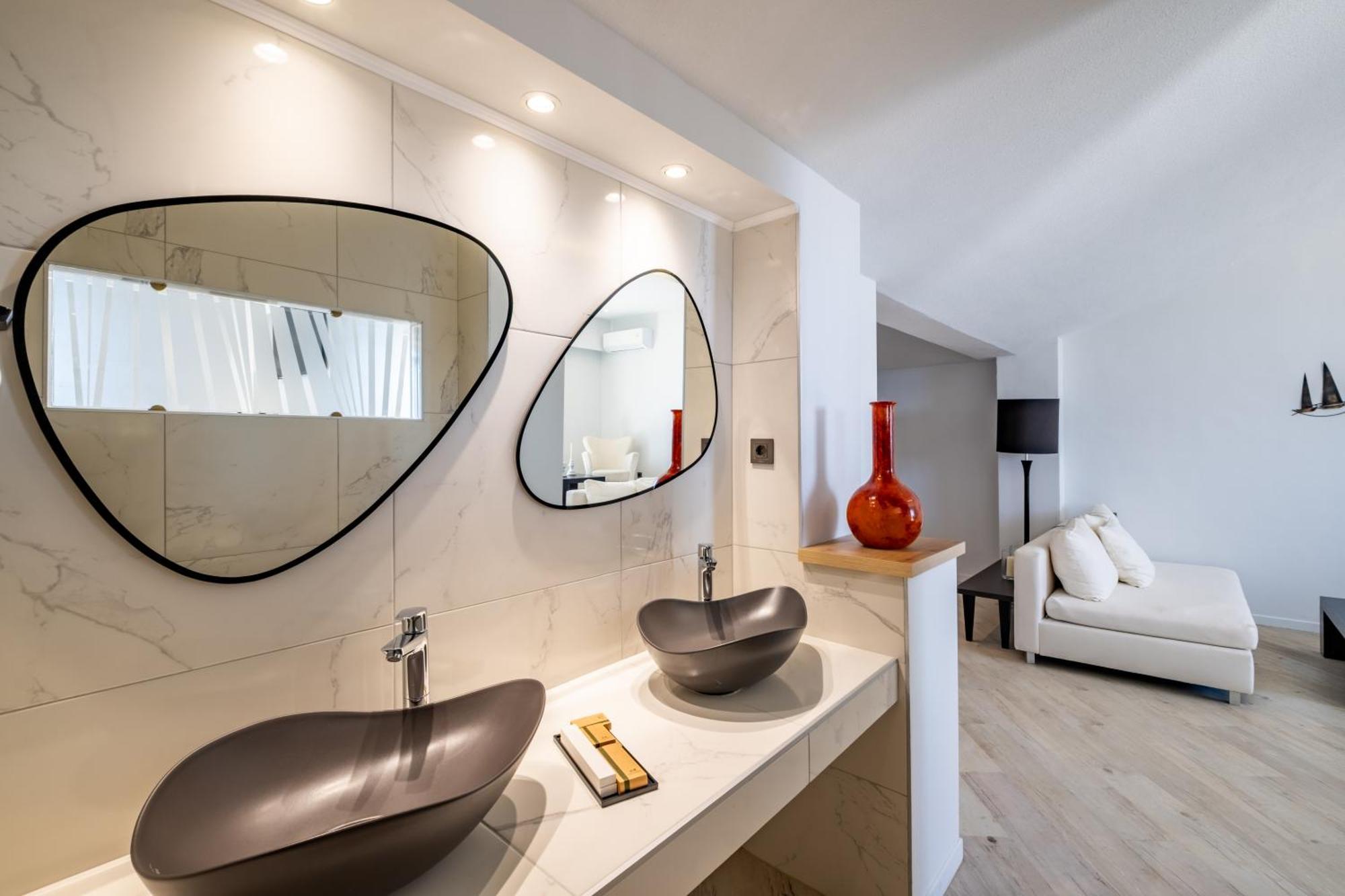 Deluxe Suite Sea View