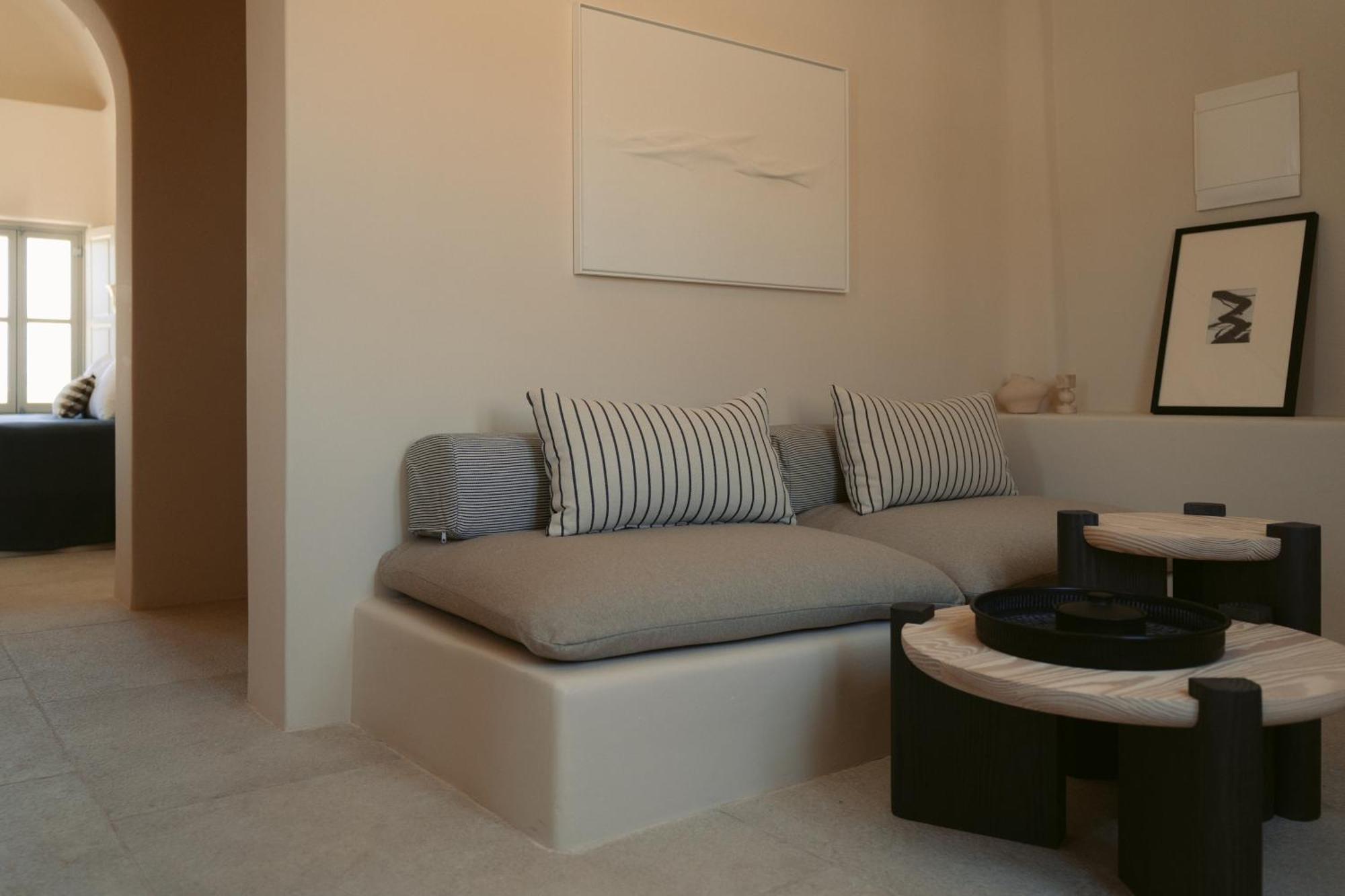 Suite with Balcony and Sea View
