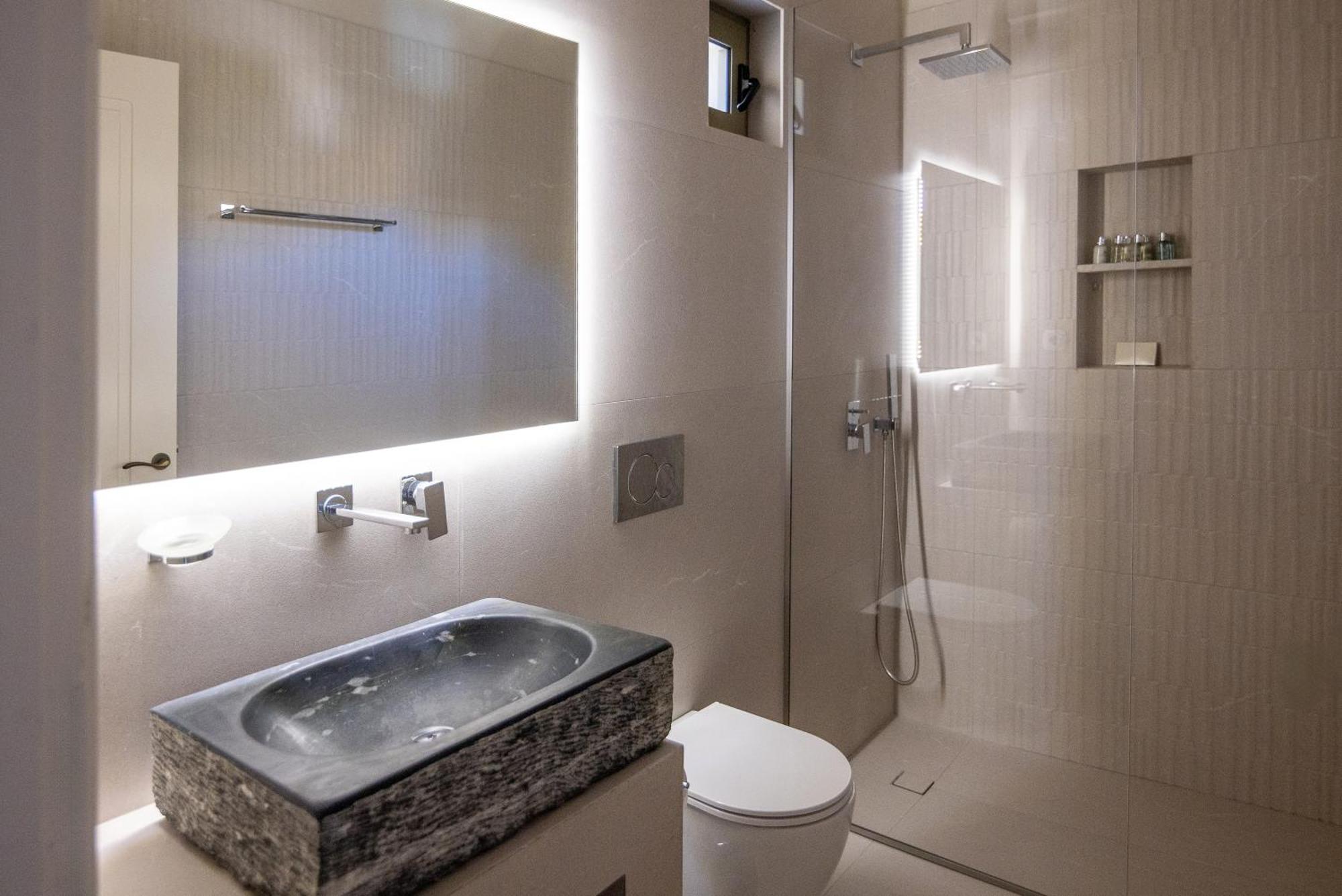 Honeymoon Suite Mini Jetted Pool Sea View