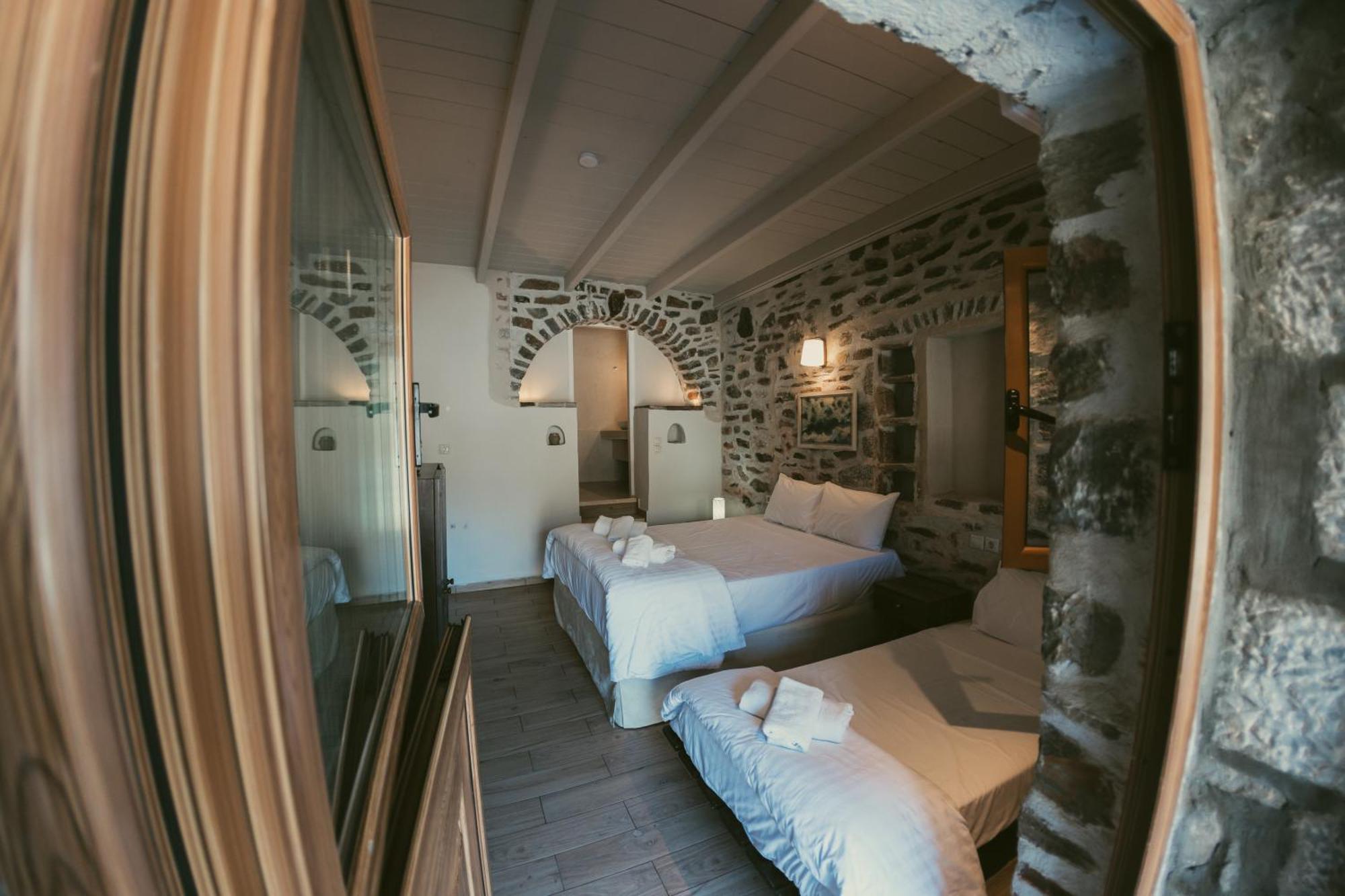 Deluxe Triple Room Sea View