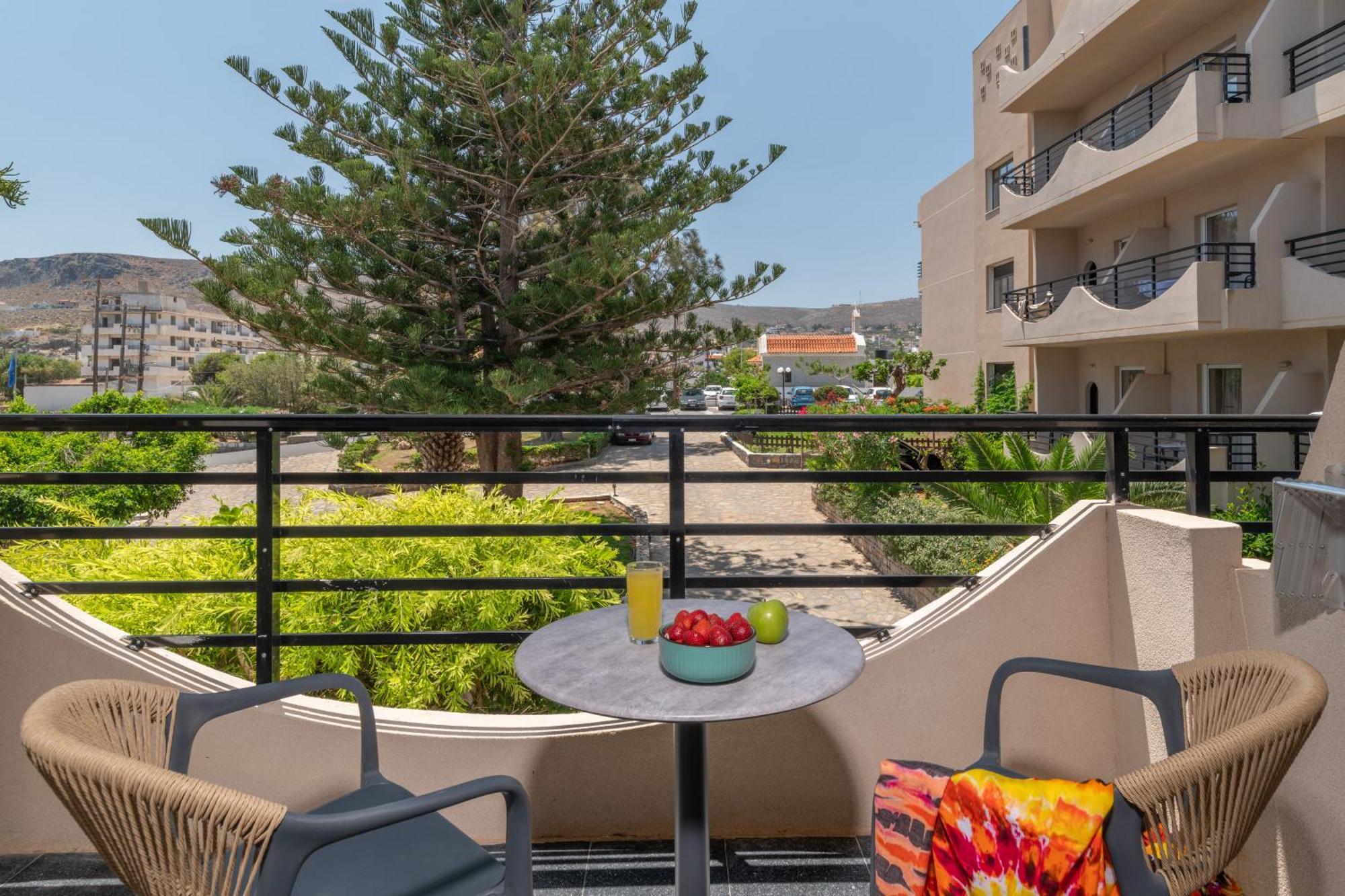 Double Room Garden View