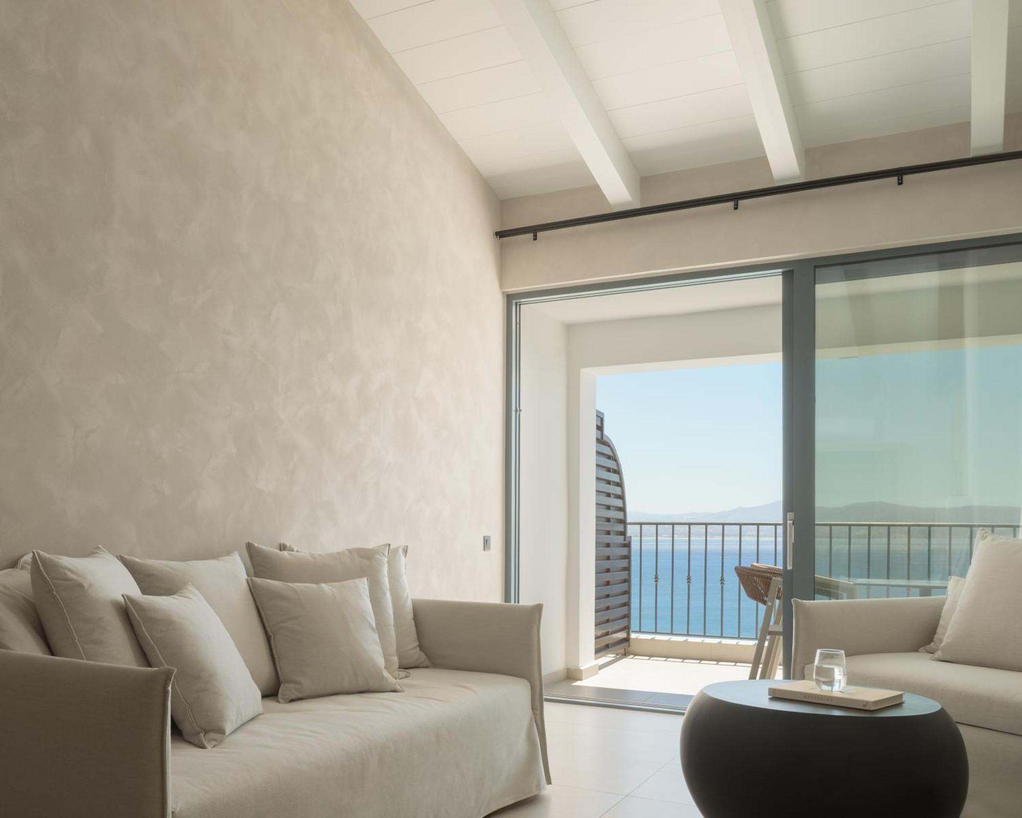 Two-Bedroom Suite Sea View