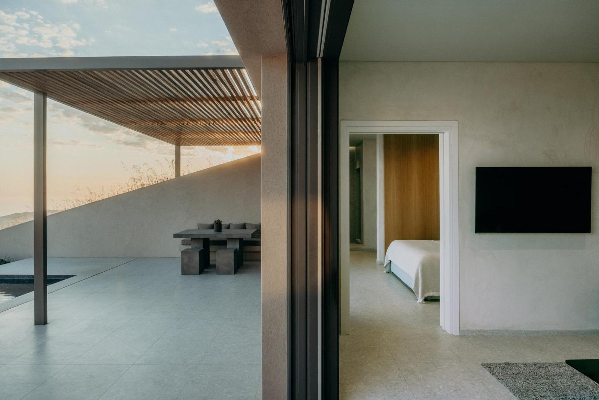 Panoramic Villa with Private Pool, Heated Plunge Pool and Sea View