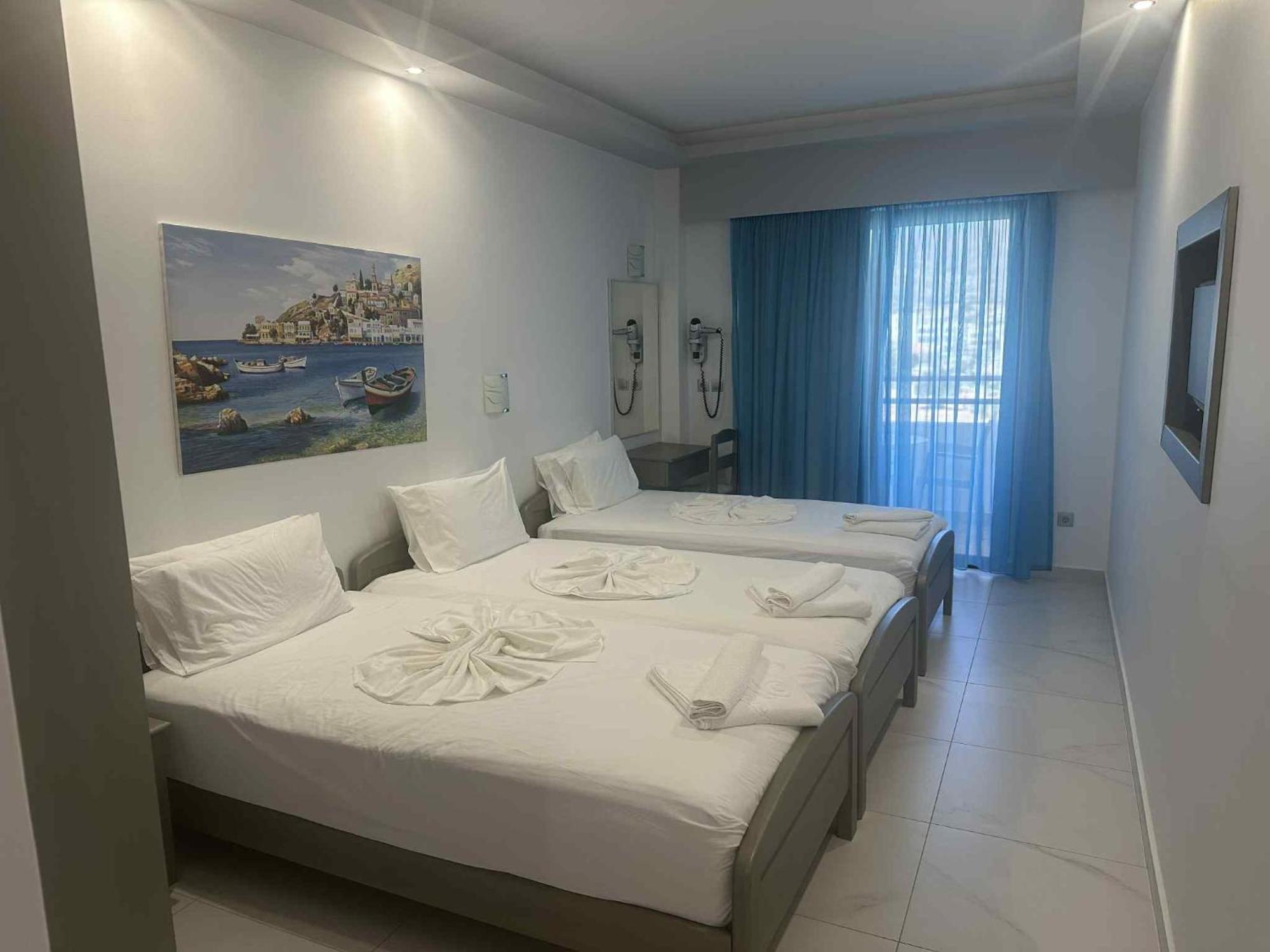 Deluxe Triple Room