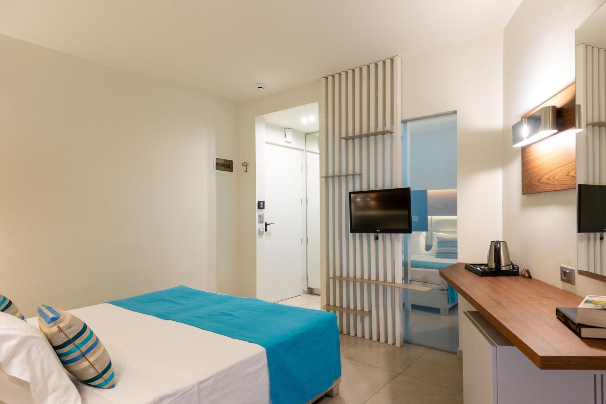 Double or Twin Room Garden View or Mountain View