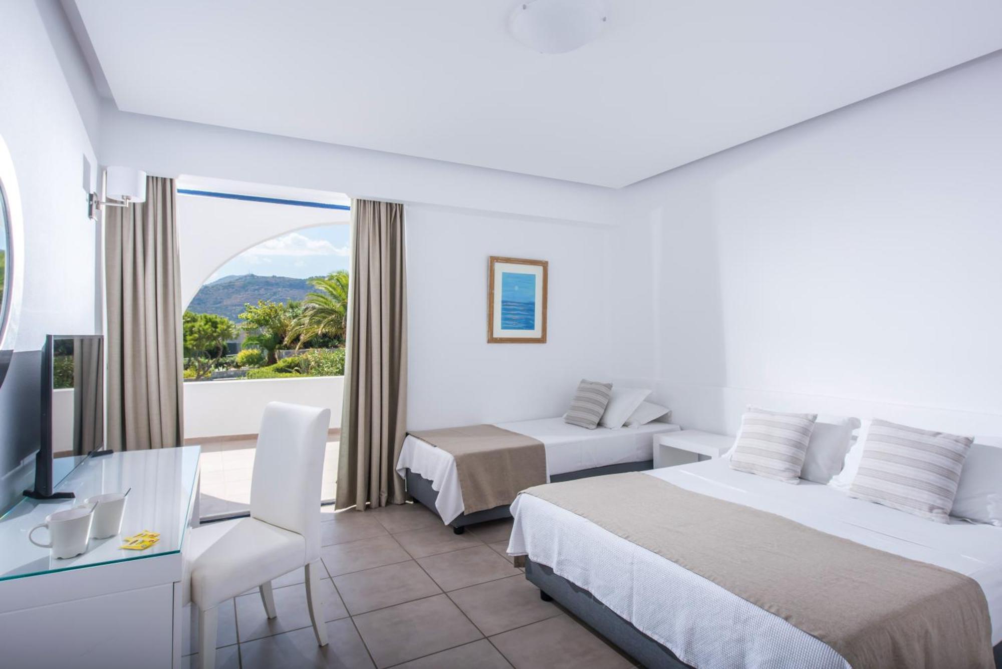 Double or Twin Room Mountain View