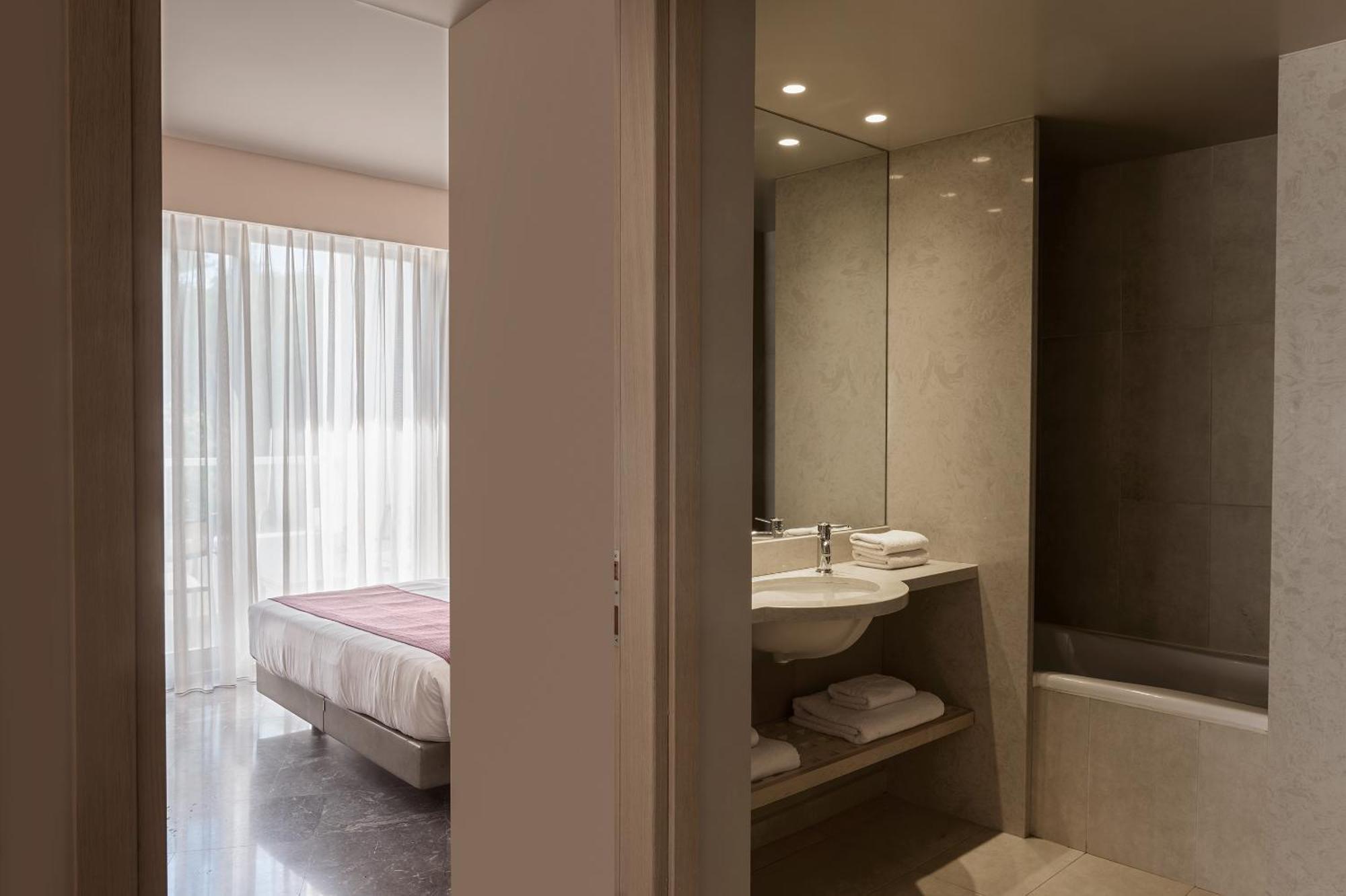 Triple Room Inland View