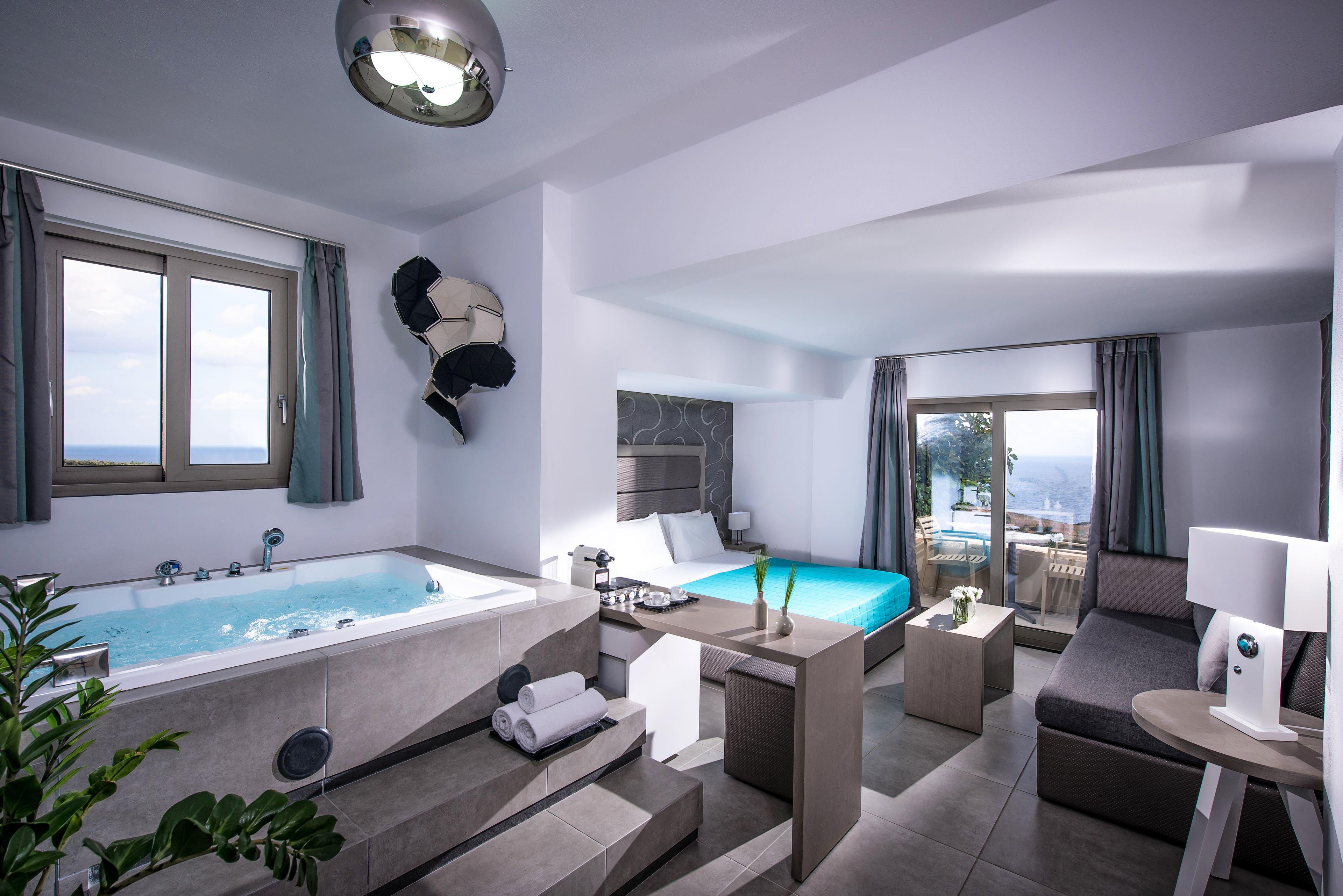 Junior Suite Sea View Spa Bath