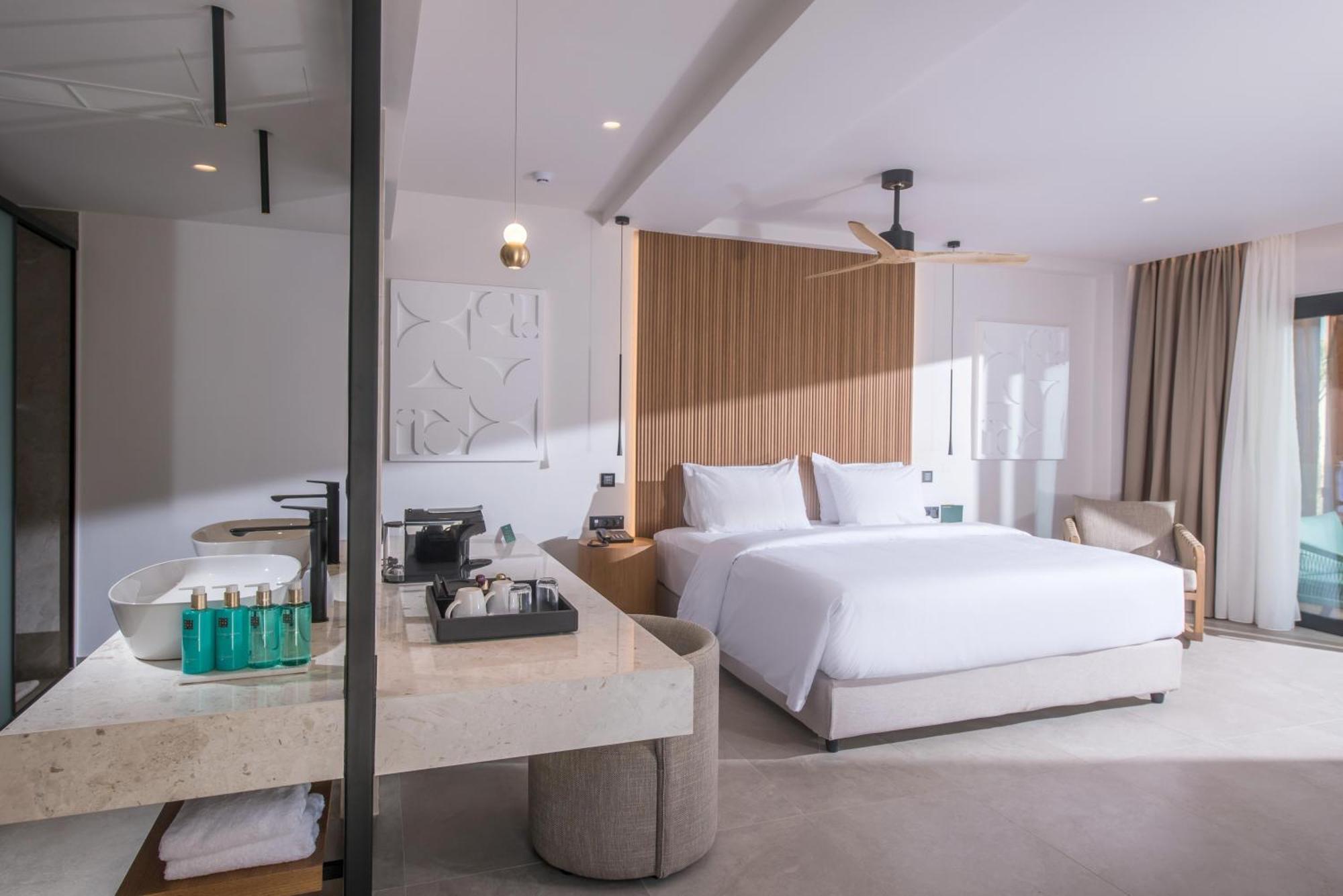 Deluxe Junior Suite