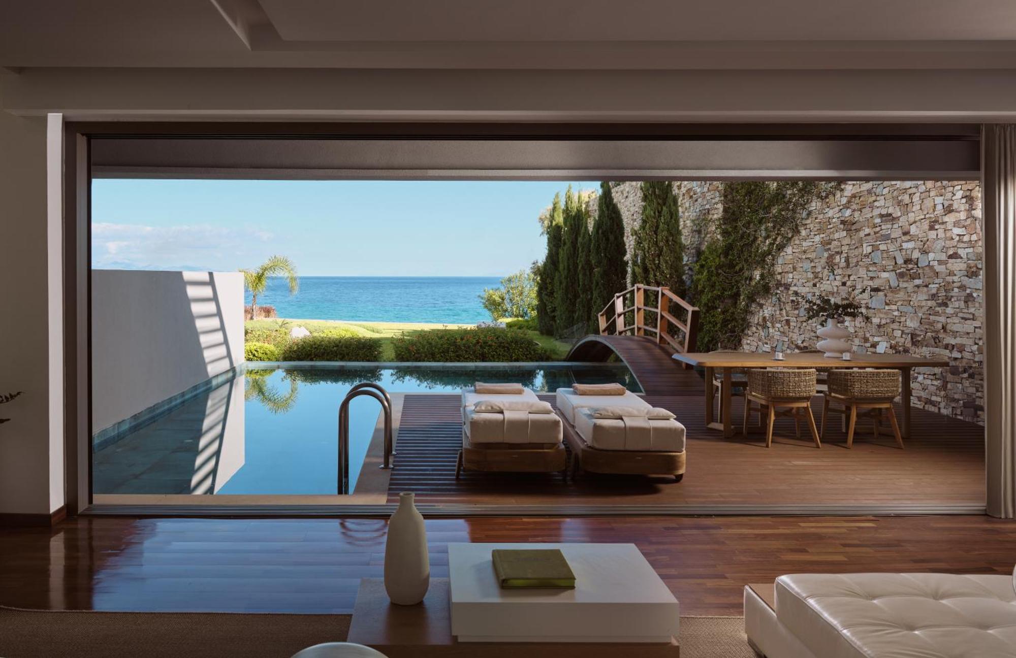 The Royal Grand Suite Sea View private pool