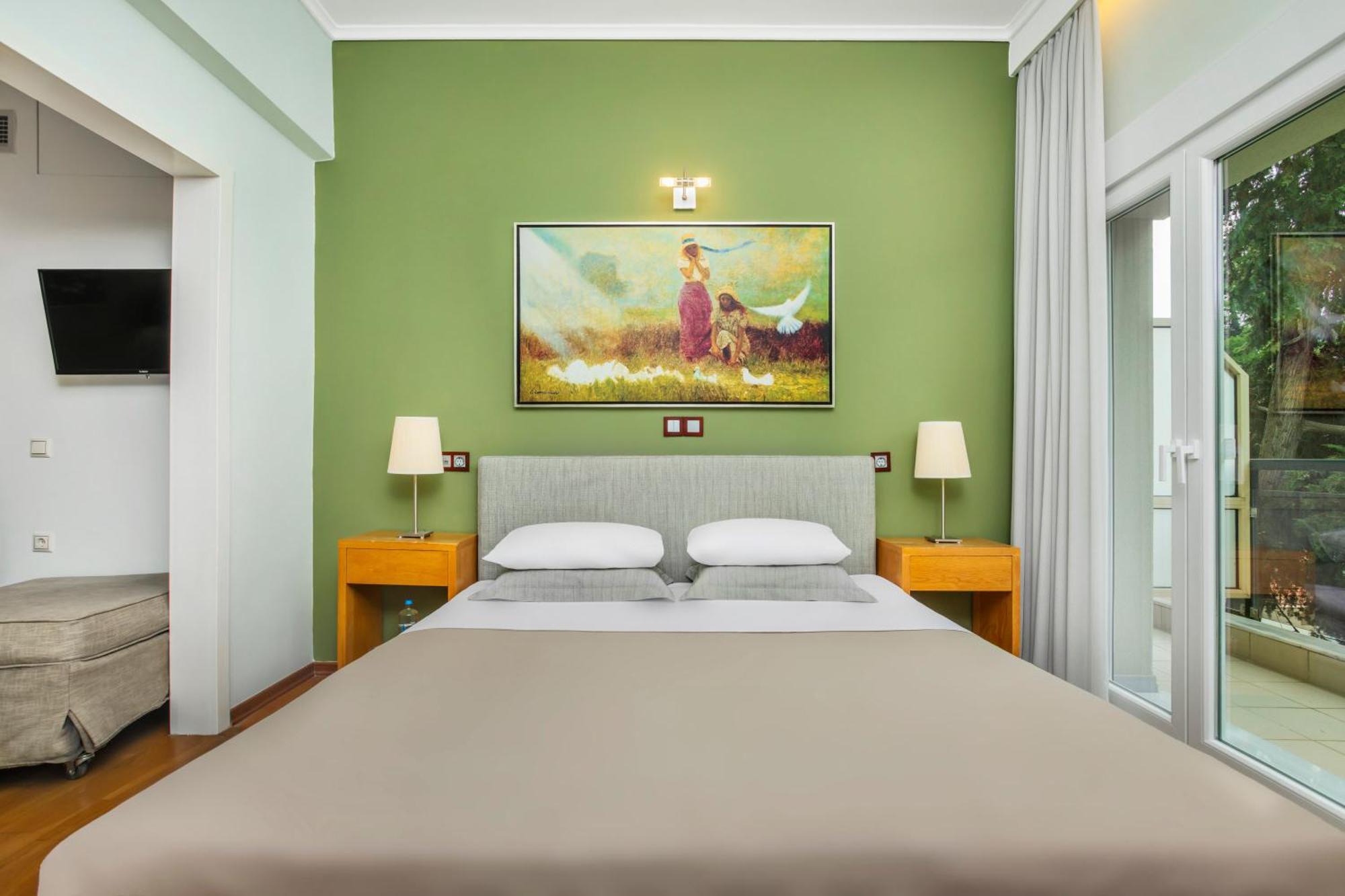 Executive Cocomat Room