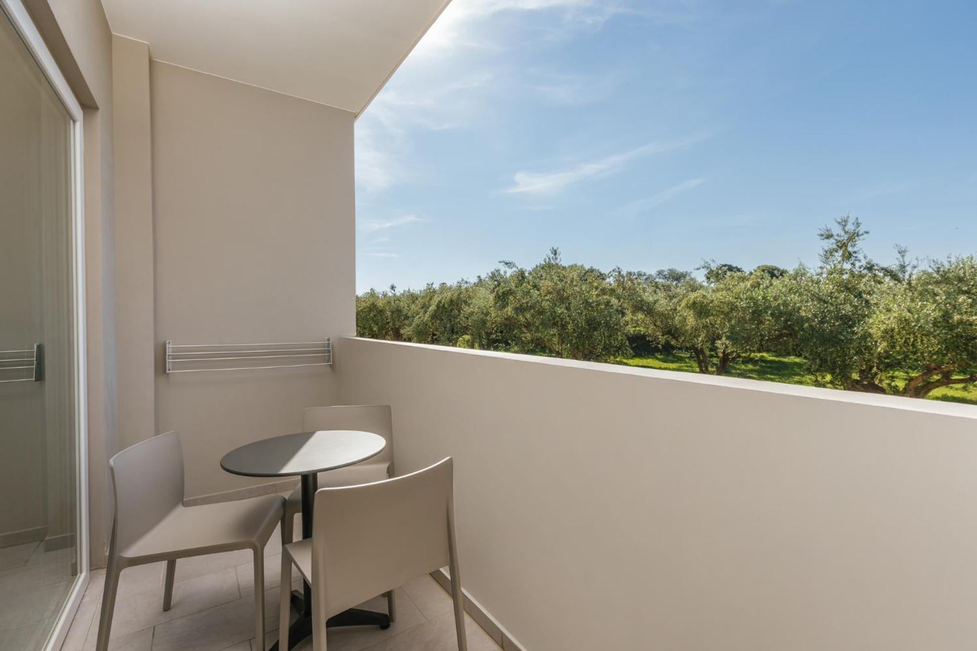Premium Room Garden View