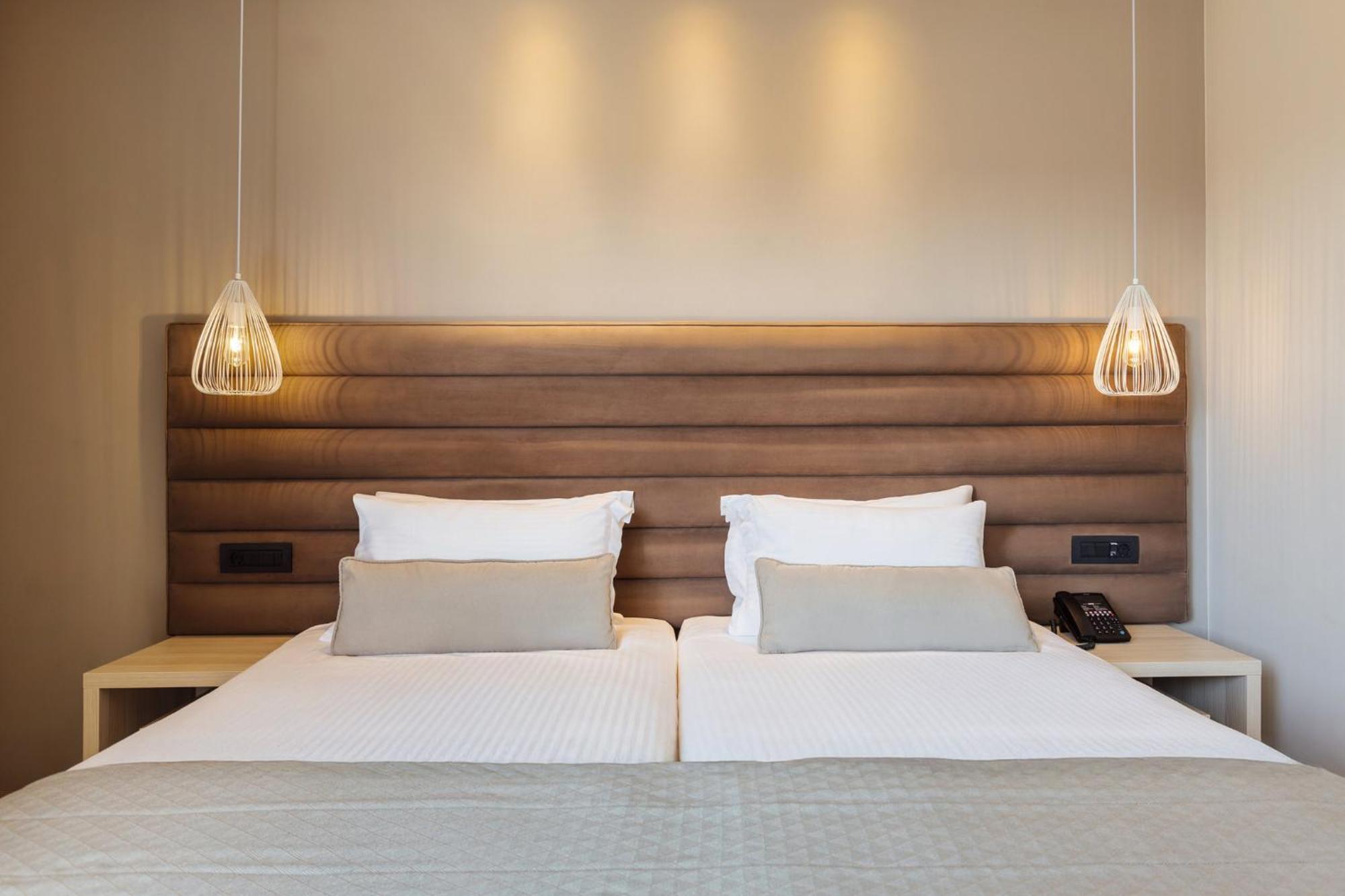 Premium Room Side Sea View