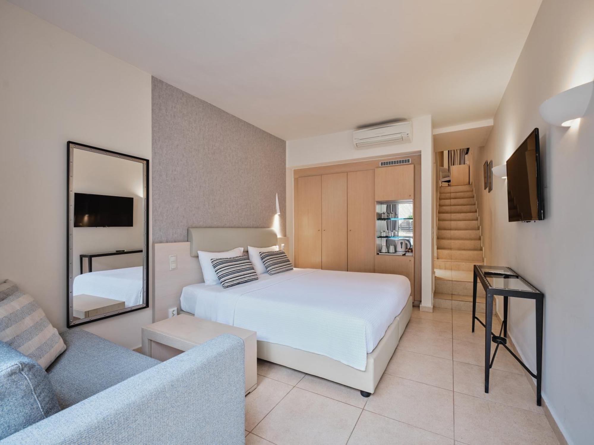 Maisonette Two Bedroom Pool View