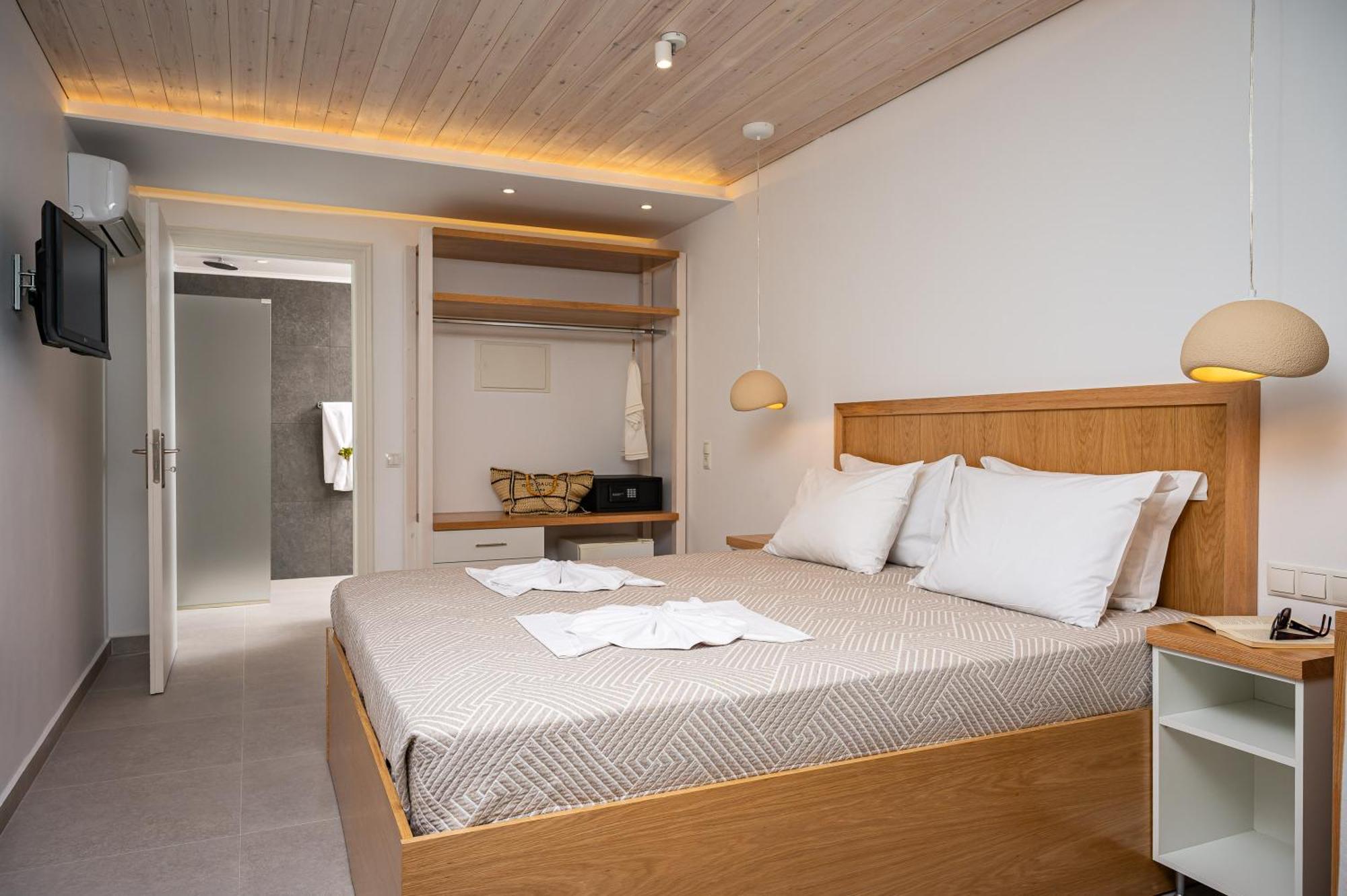 Double or Twin Room Disability Access