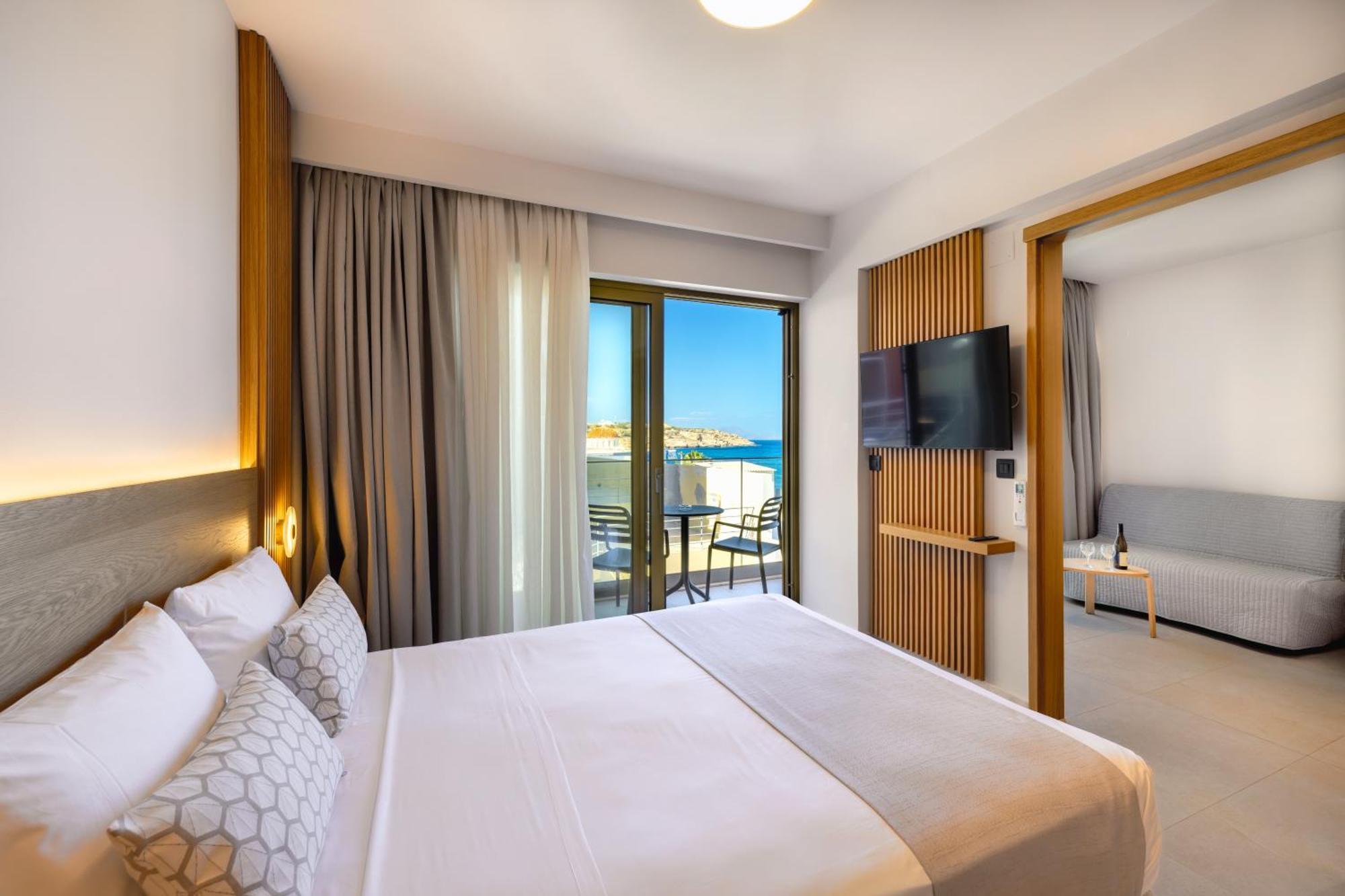 Superior One bedroom Apartment sea view
