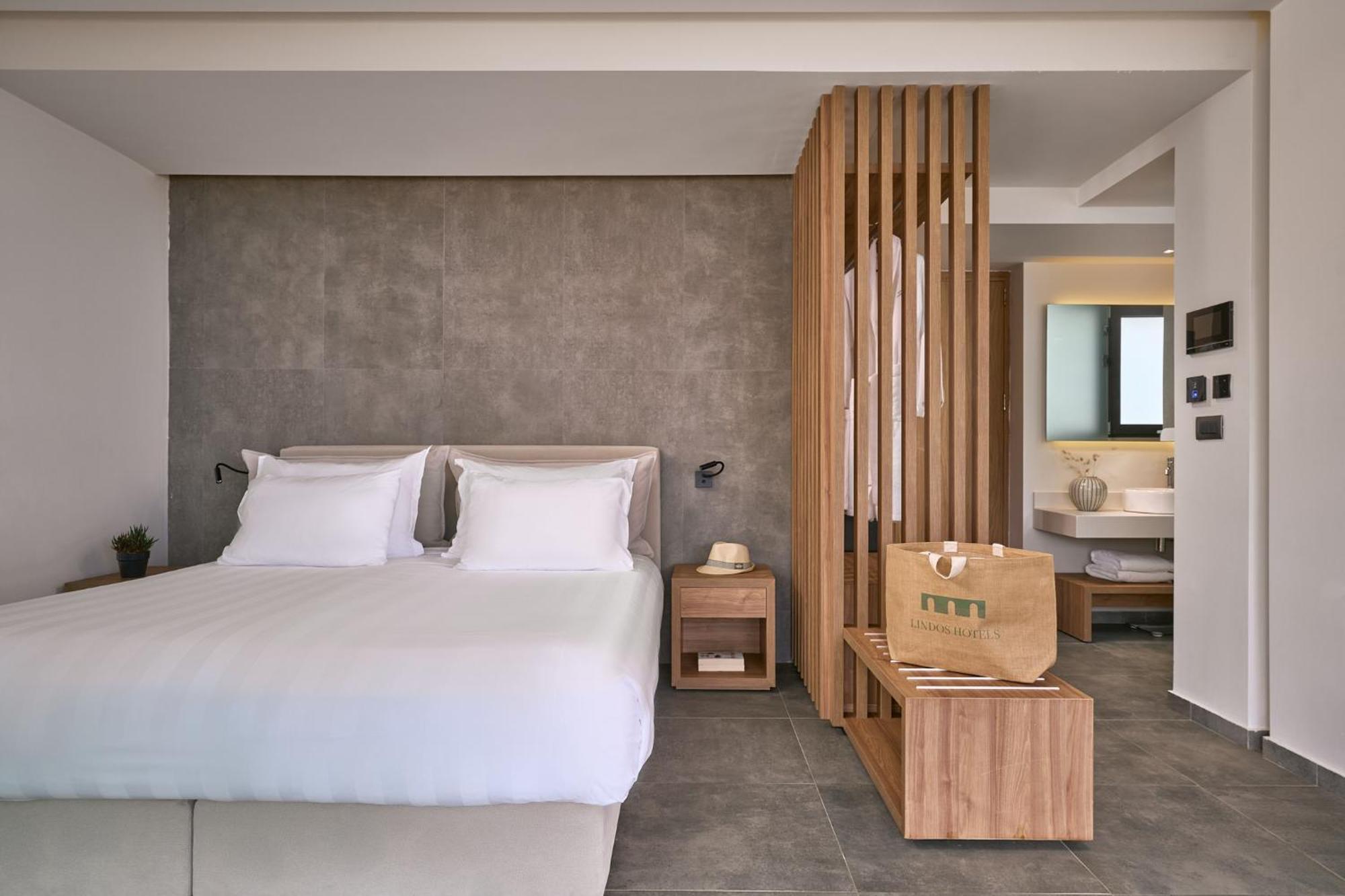 Deluxe Double Room Garden View