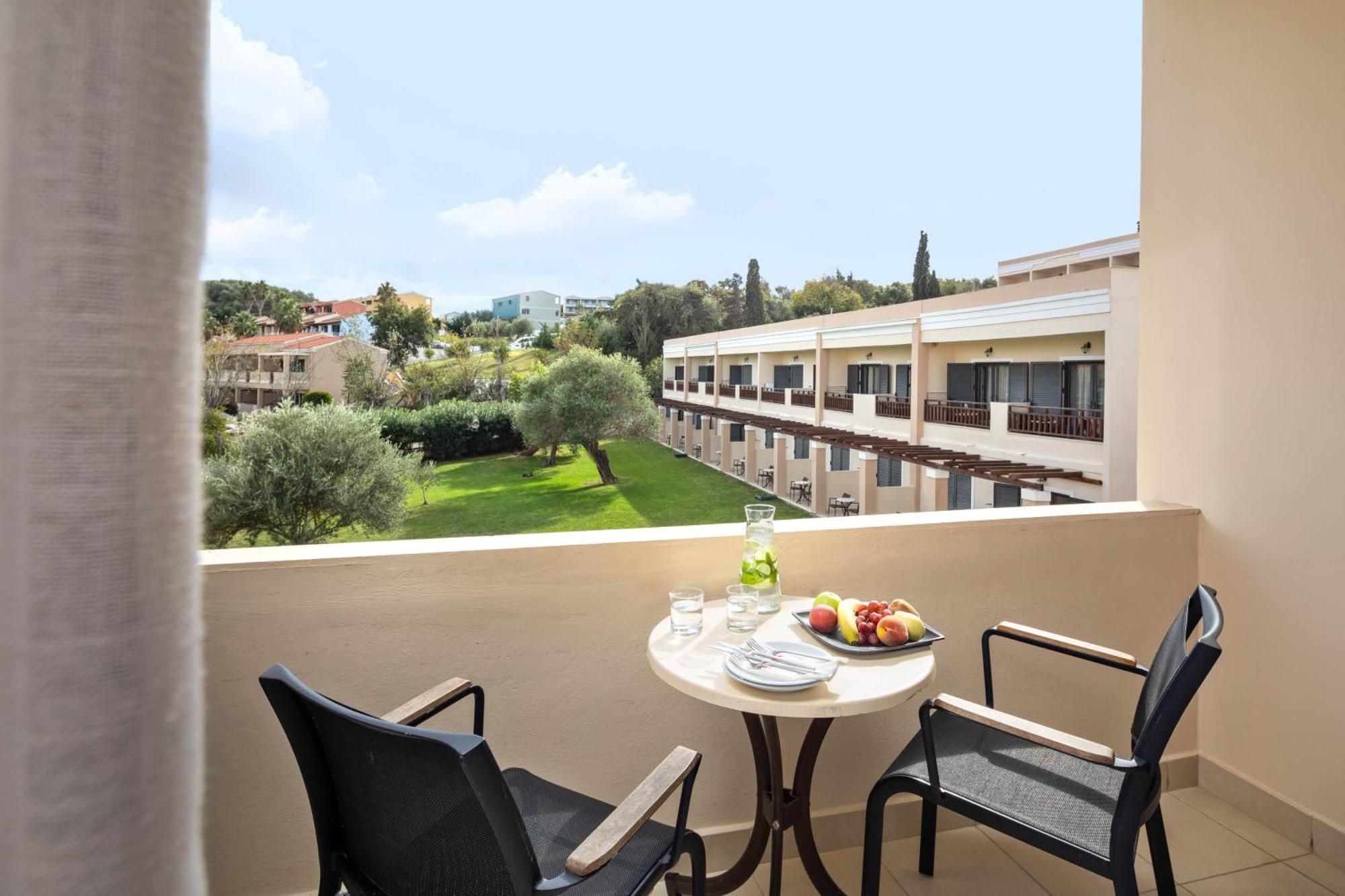 Double or Twin Room Garden View