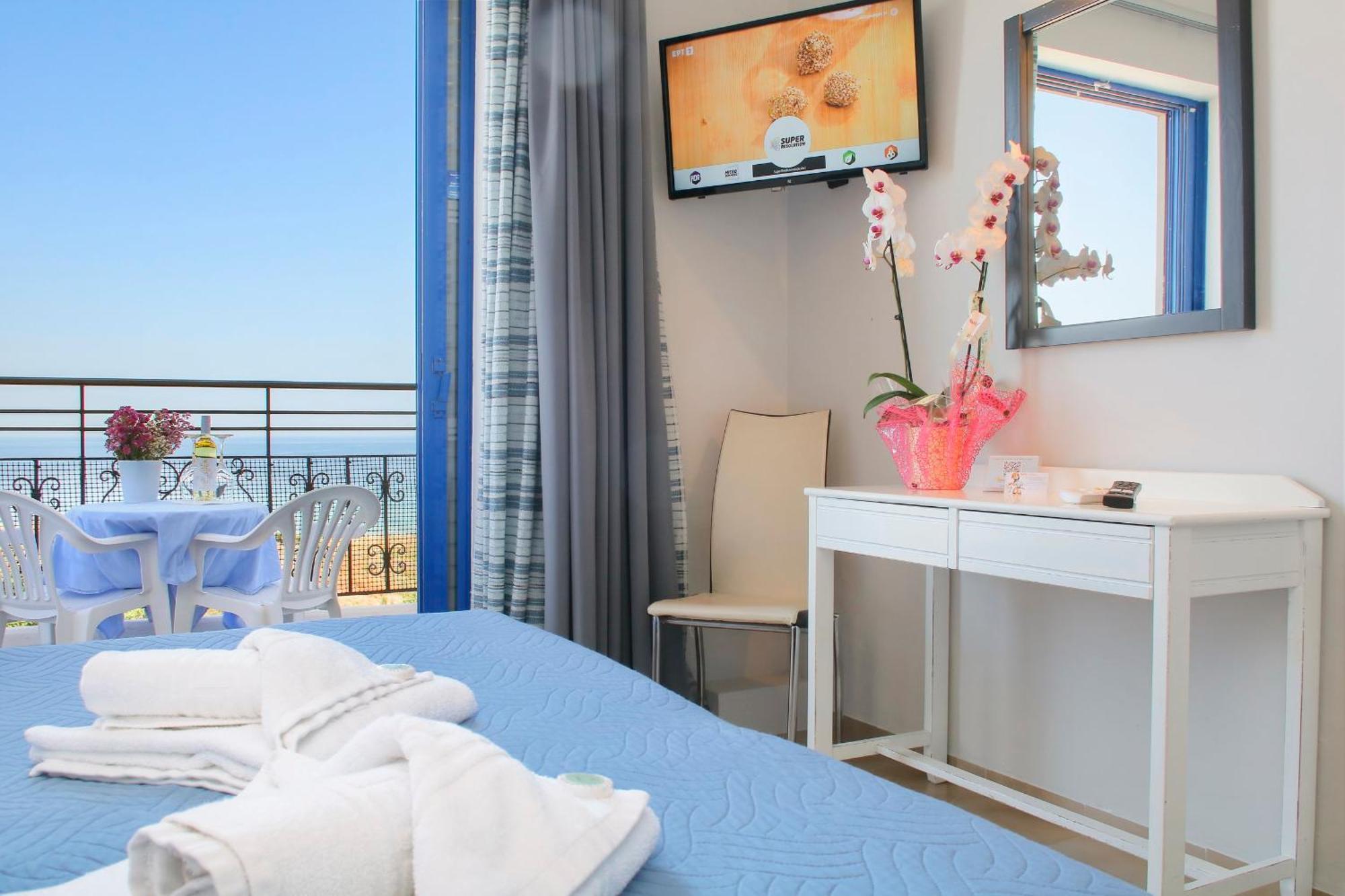 Superior Double or Twin Room Sea View