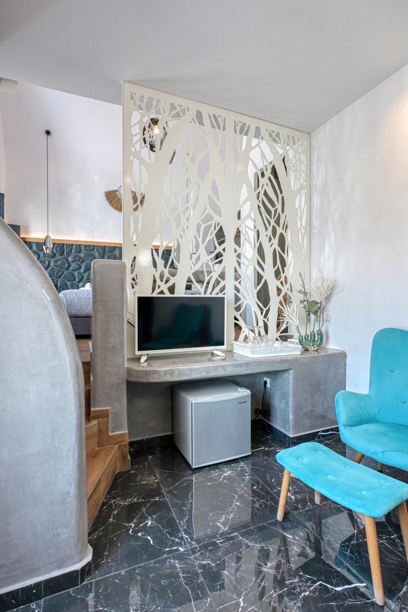 Premier Suite outdoor heated private Jacuzzi