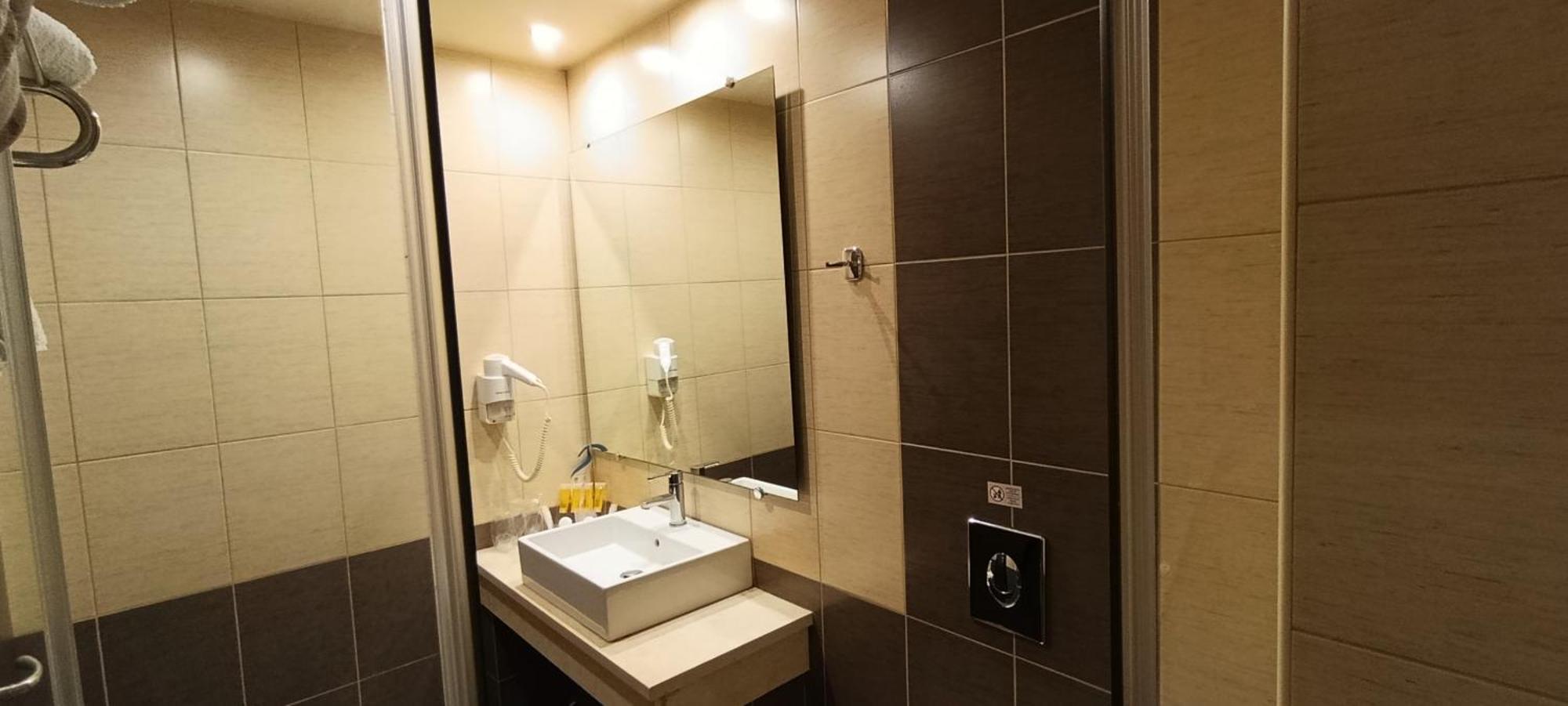 Economy Double or Twin Room