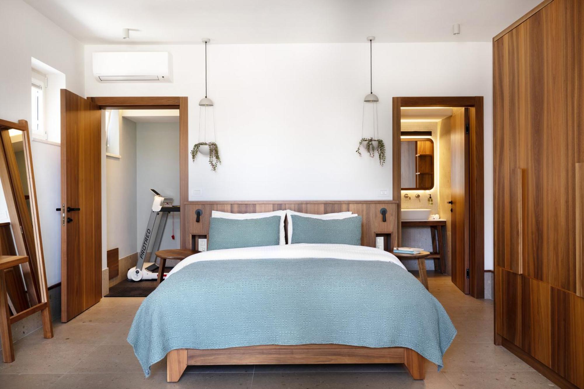 Deluxe Suite Plunge Pool