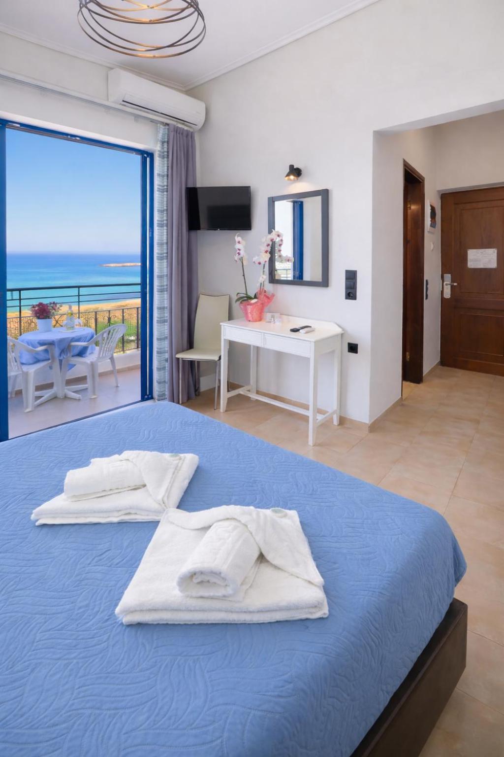 Superior Double or Twin Room Sea View