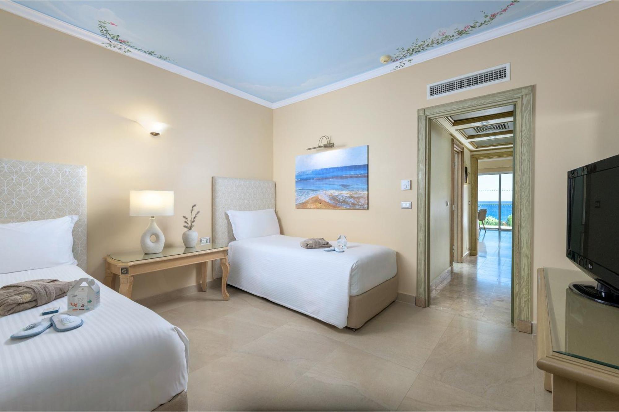 Family Suite Sea Views 2