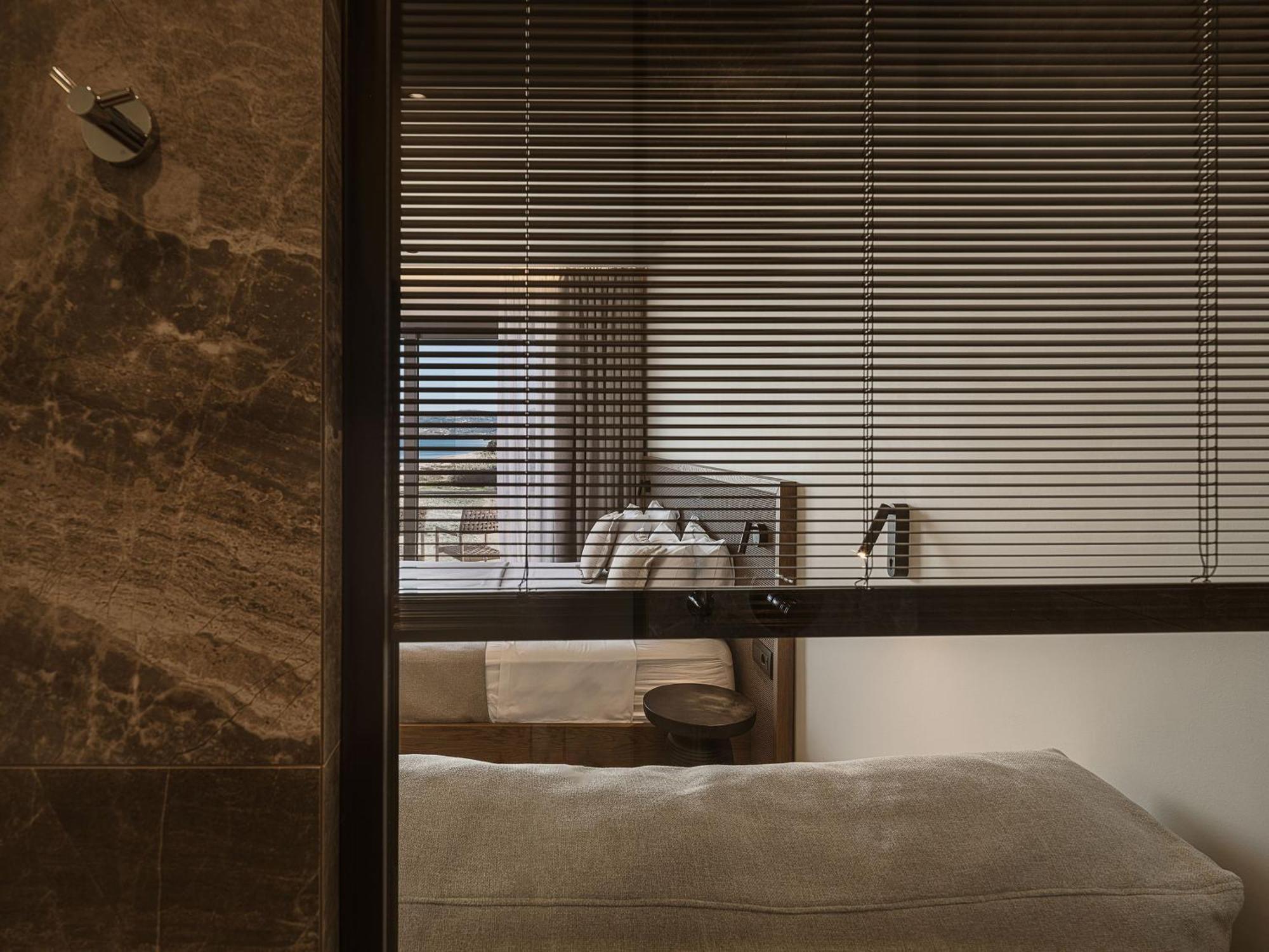 Standard Room | Side Sea View