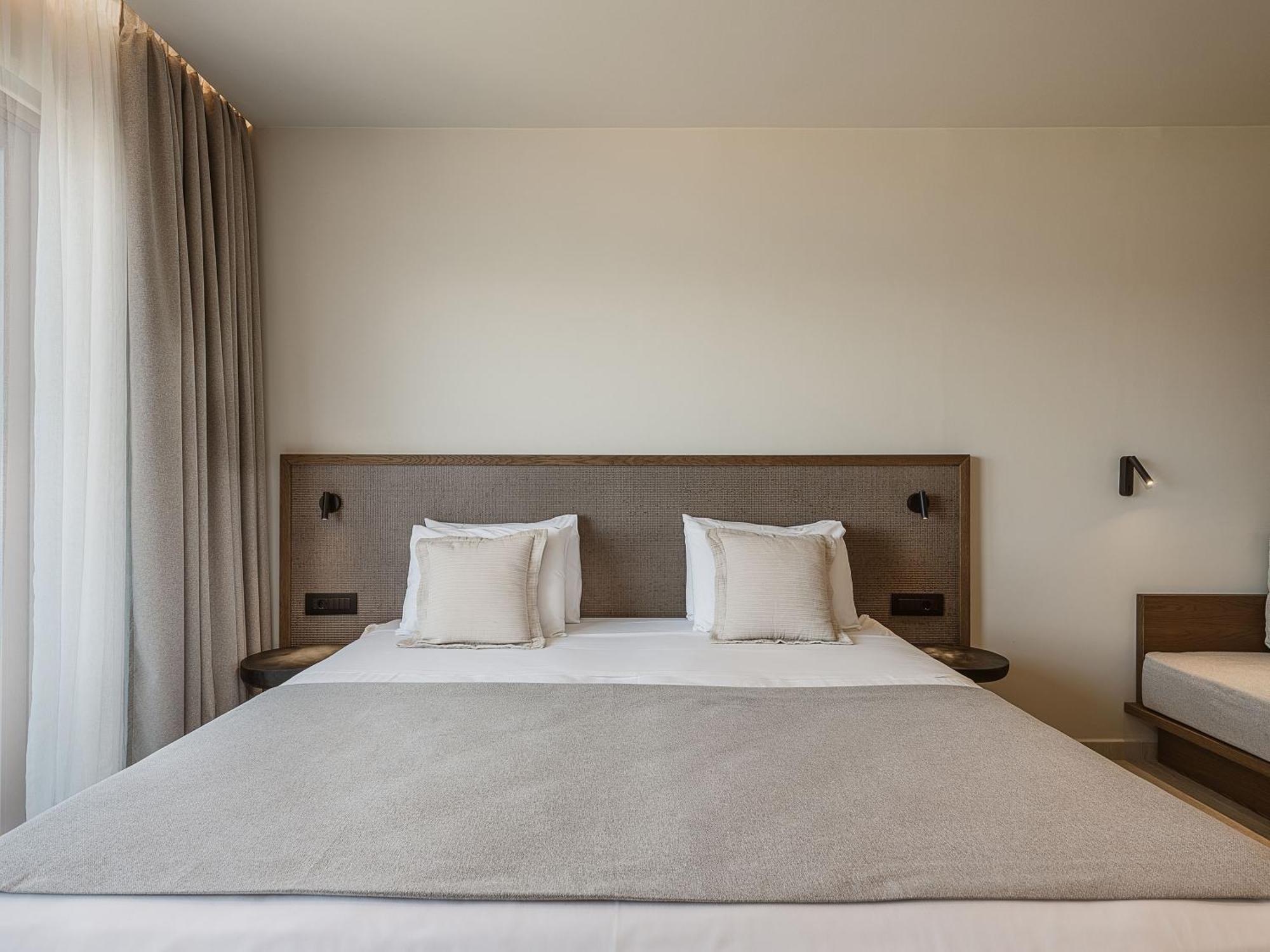 Cozy Double Room | Pool View
