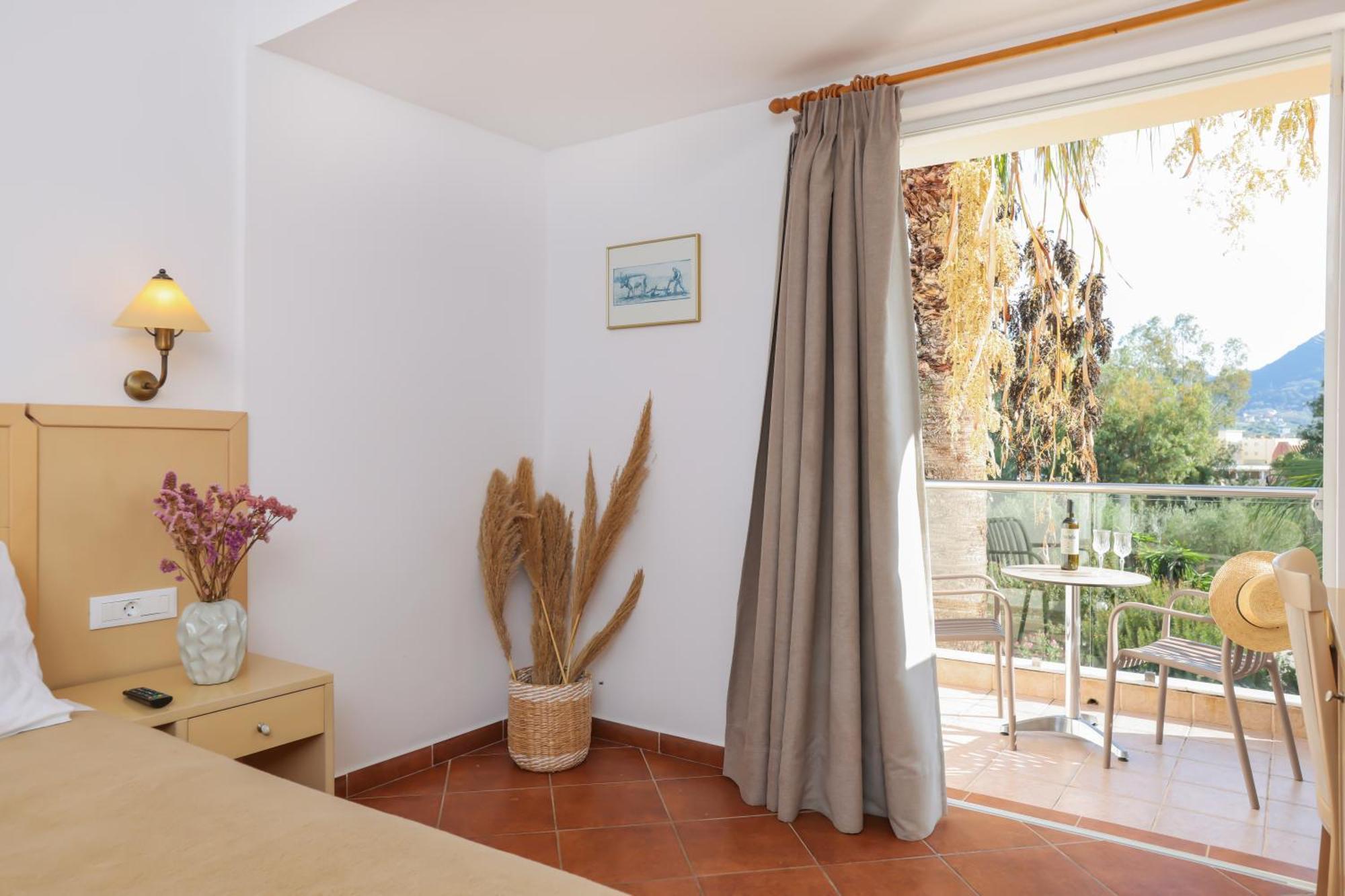 Double or Twin Room Balcony