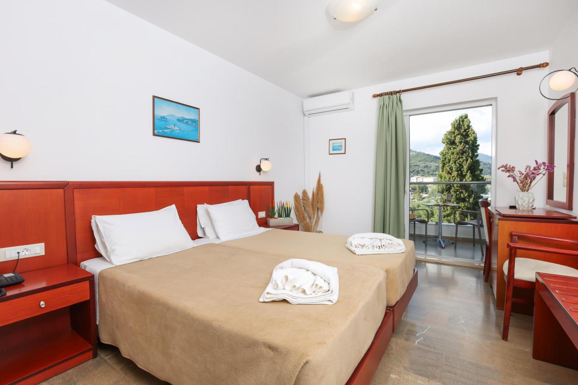 Double or Twin Room Balcony