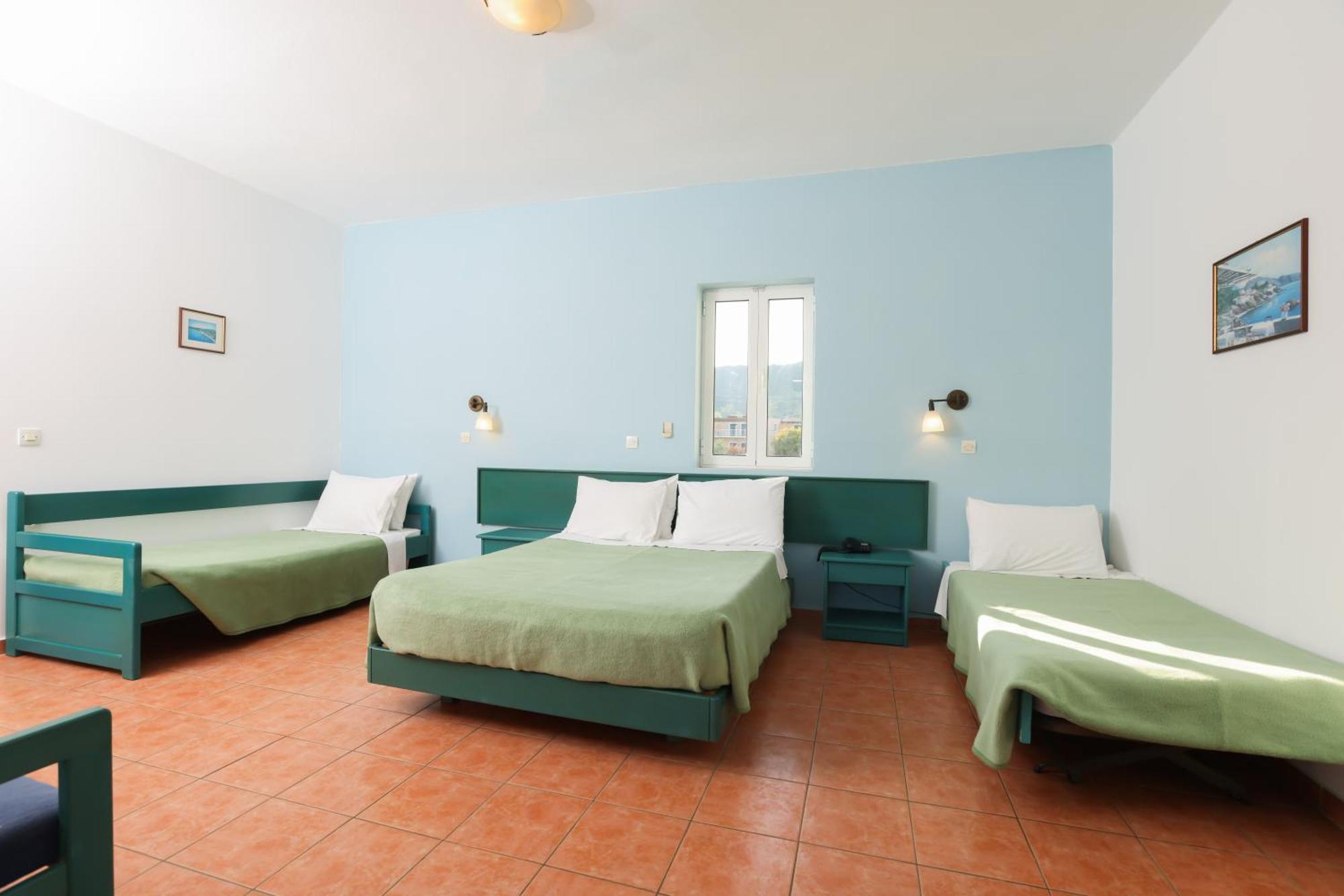 Comfort Quadruple Room