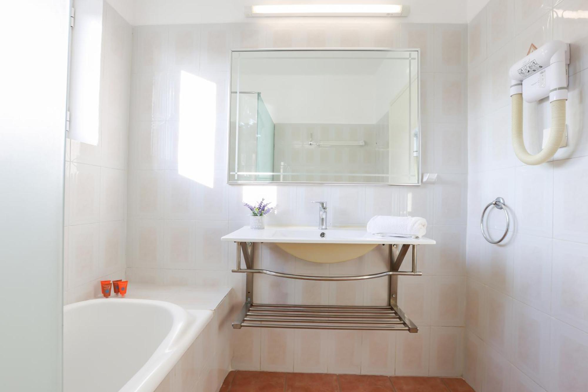 Comfort Quadruple Room