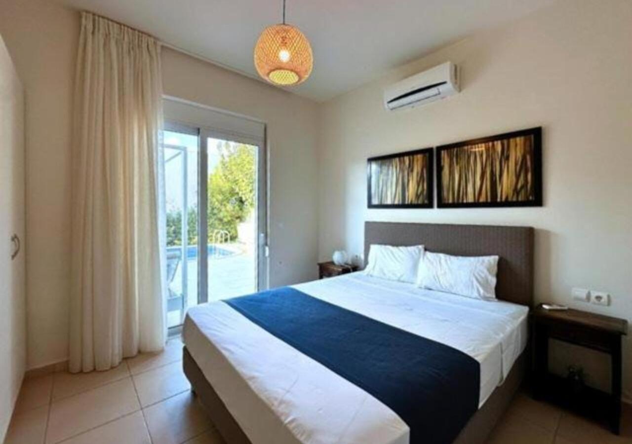 Three-Bedroom Villa Private Pool