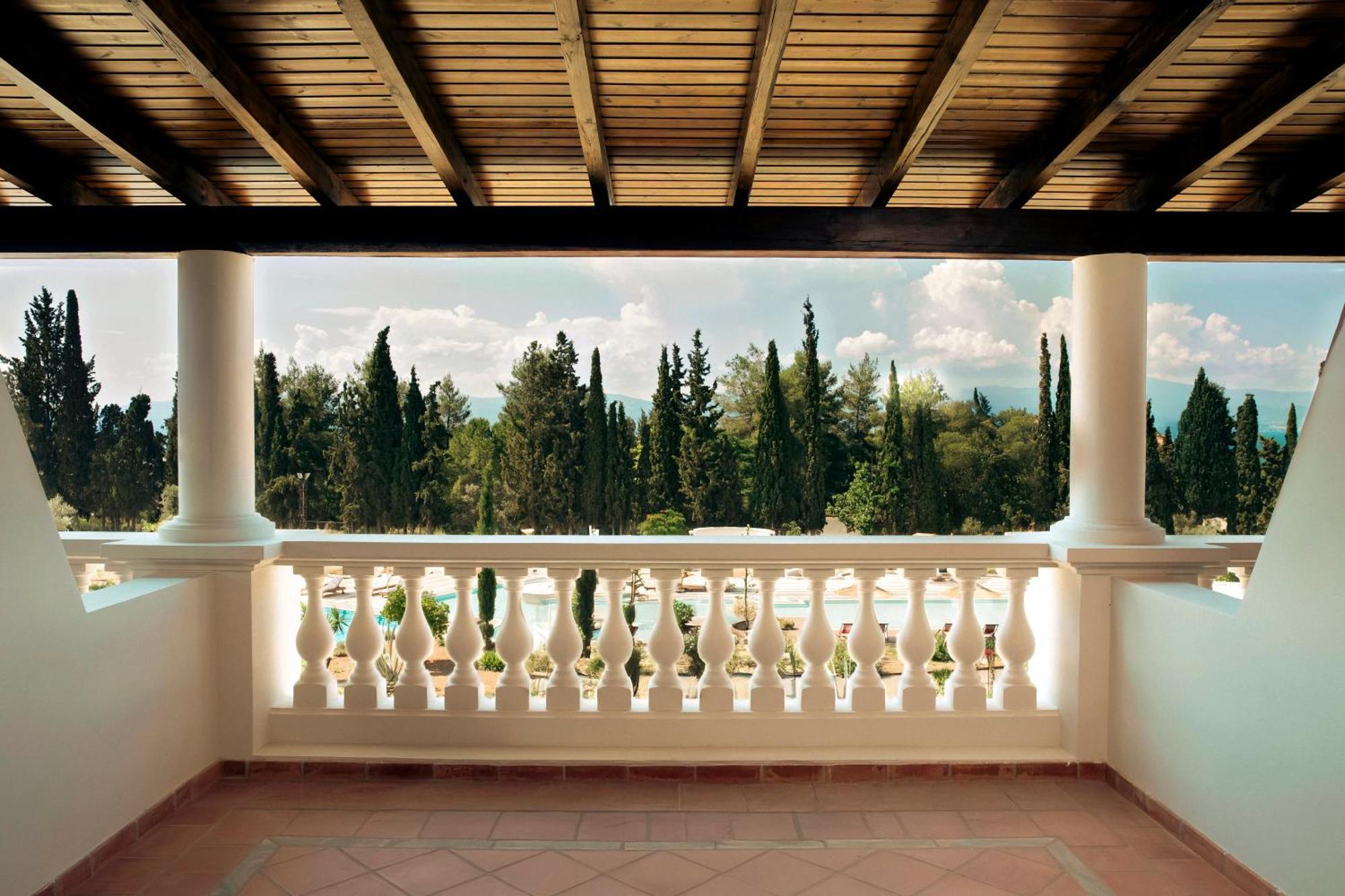 Deluxe Family Room Sea View