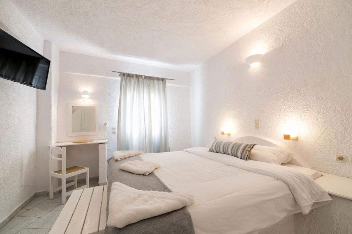 Classic Quadruple Room