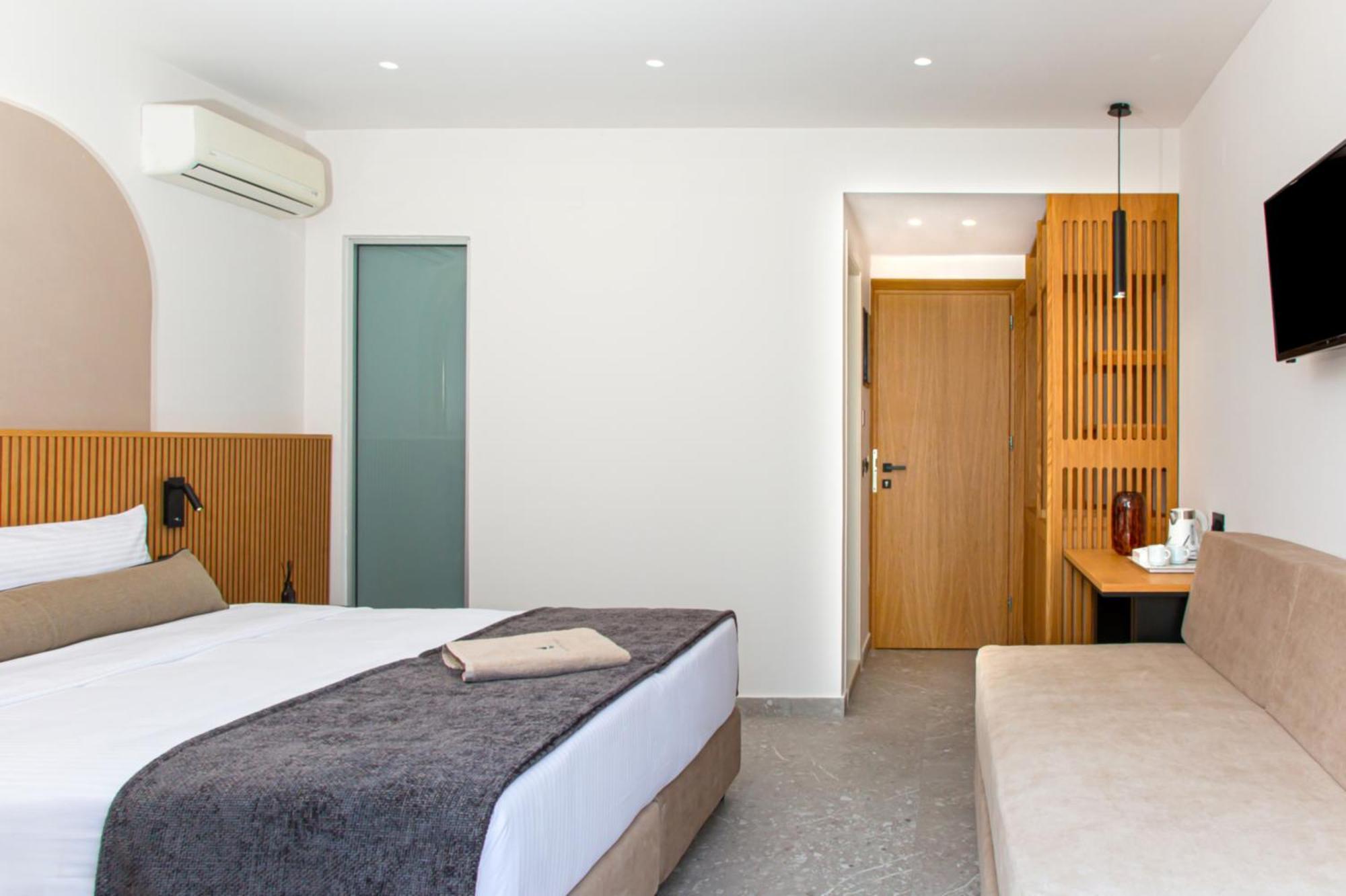 Premium Triple Room