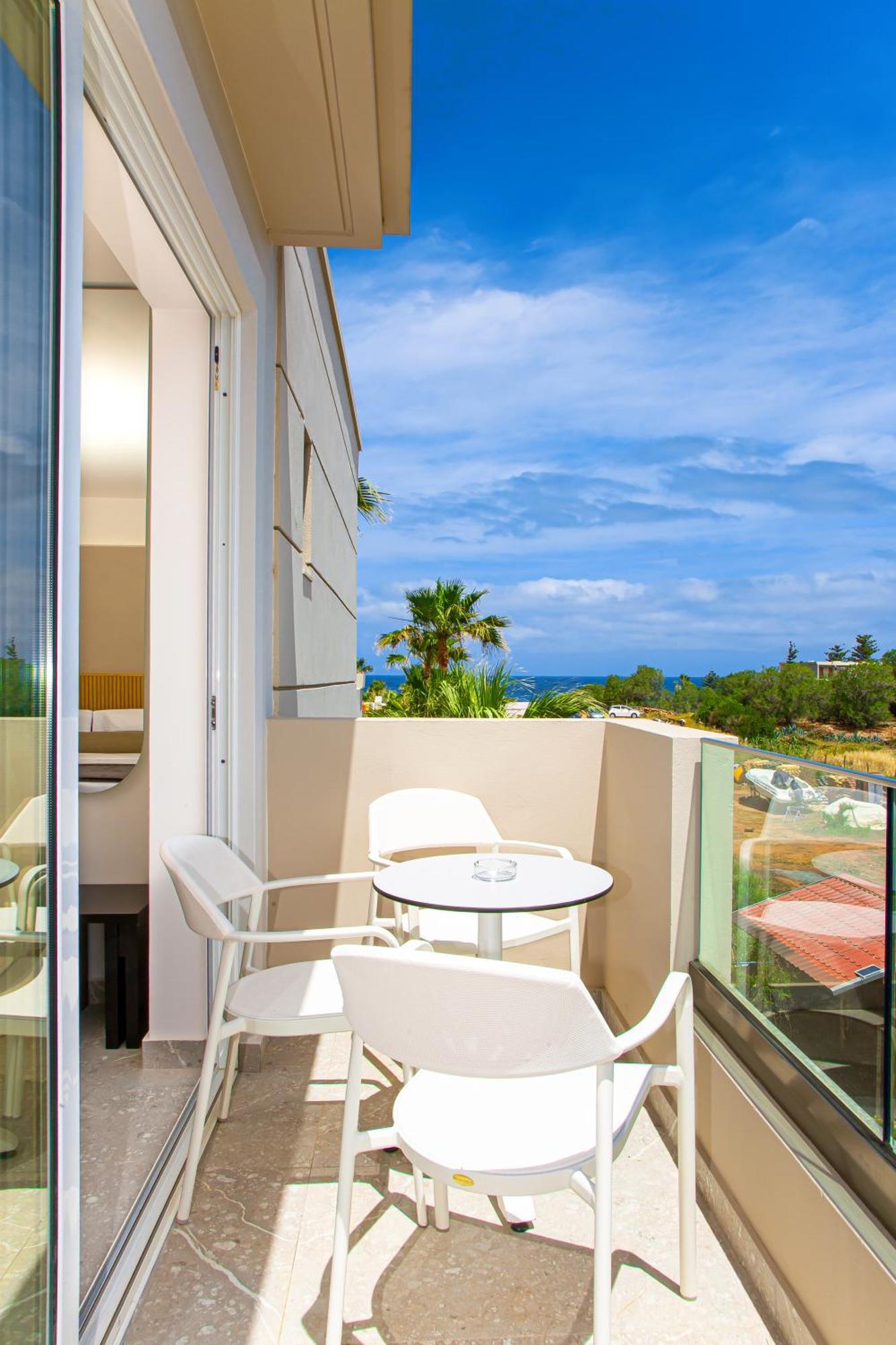 Premium Triple Room