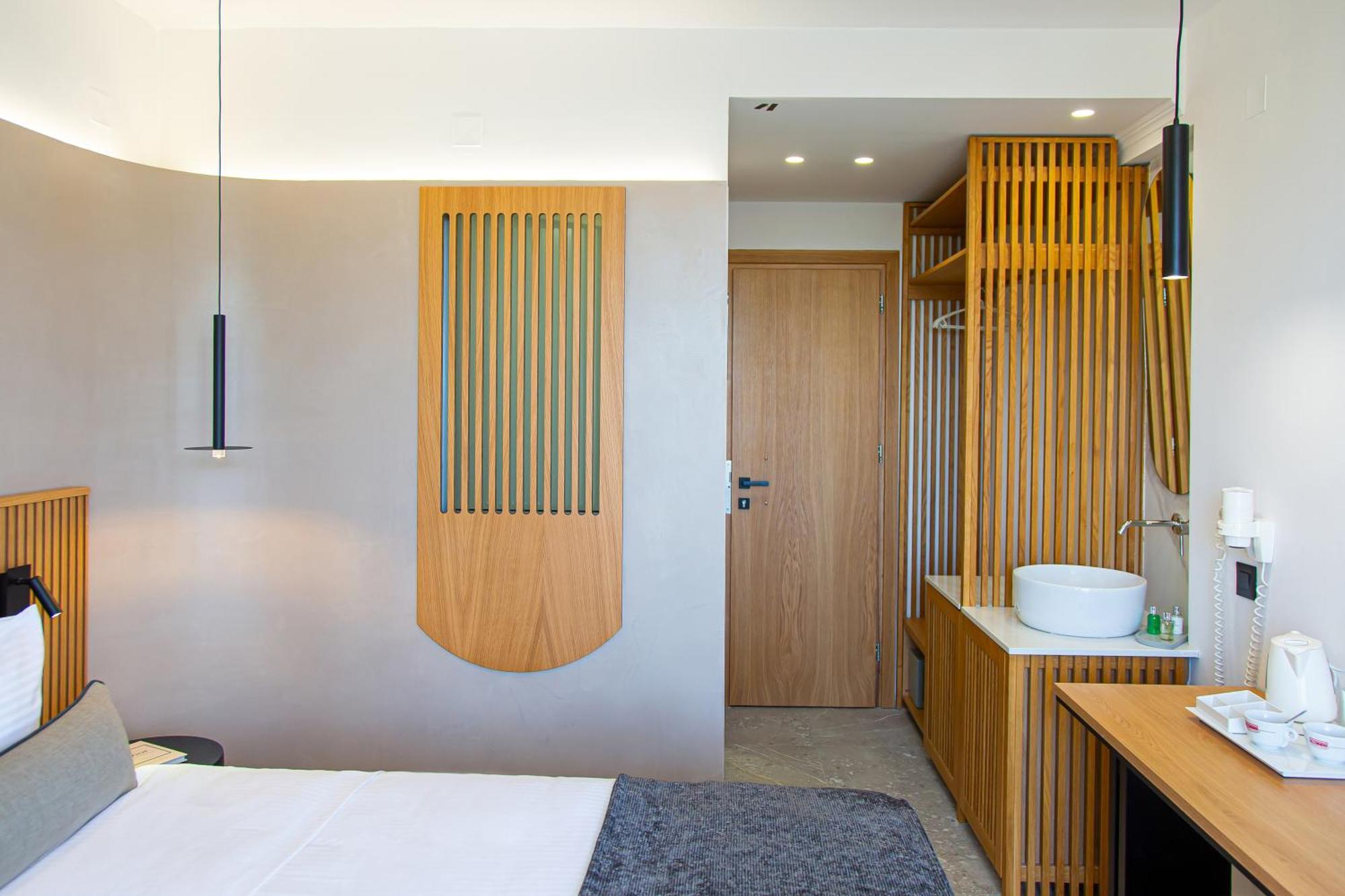 Premium Triple Room Side Sea View