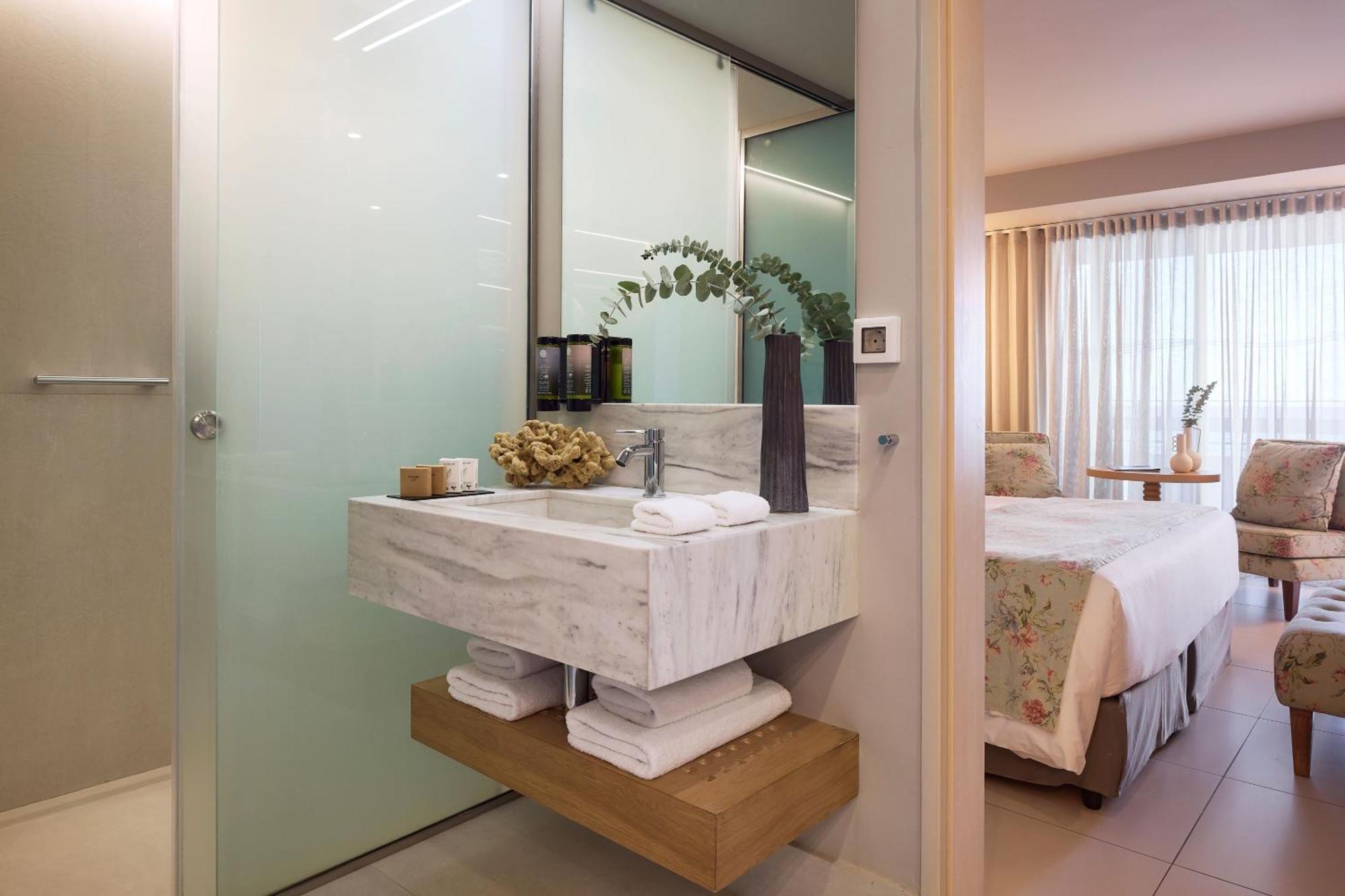 Mythica Signature Room Sea View