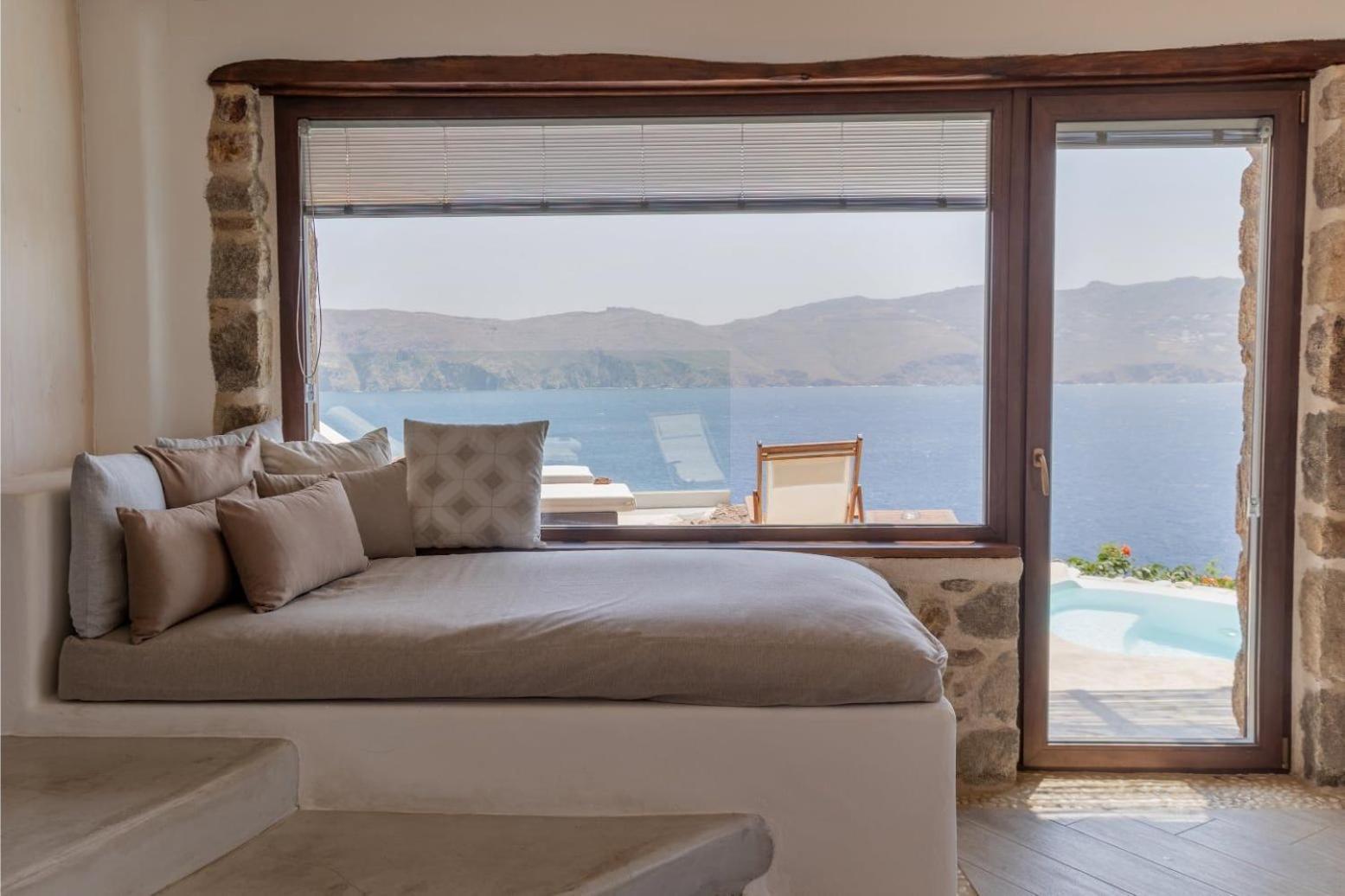 Cave Suite