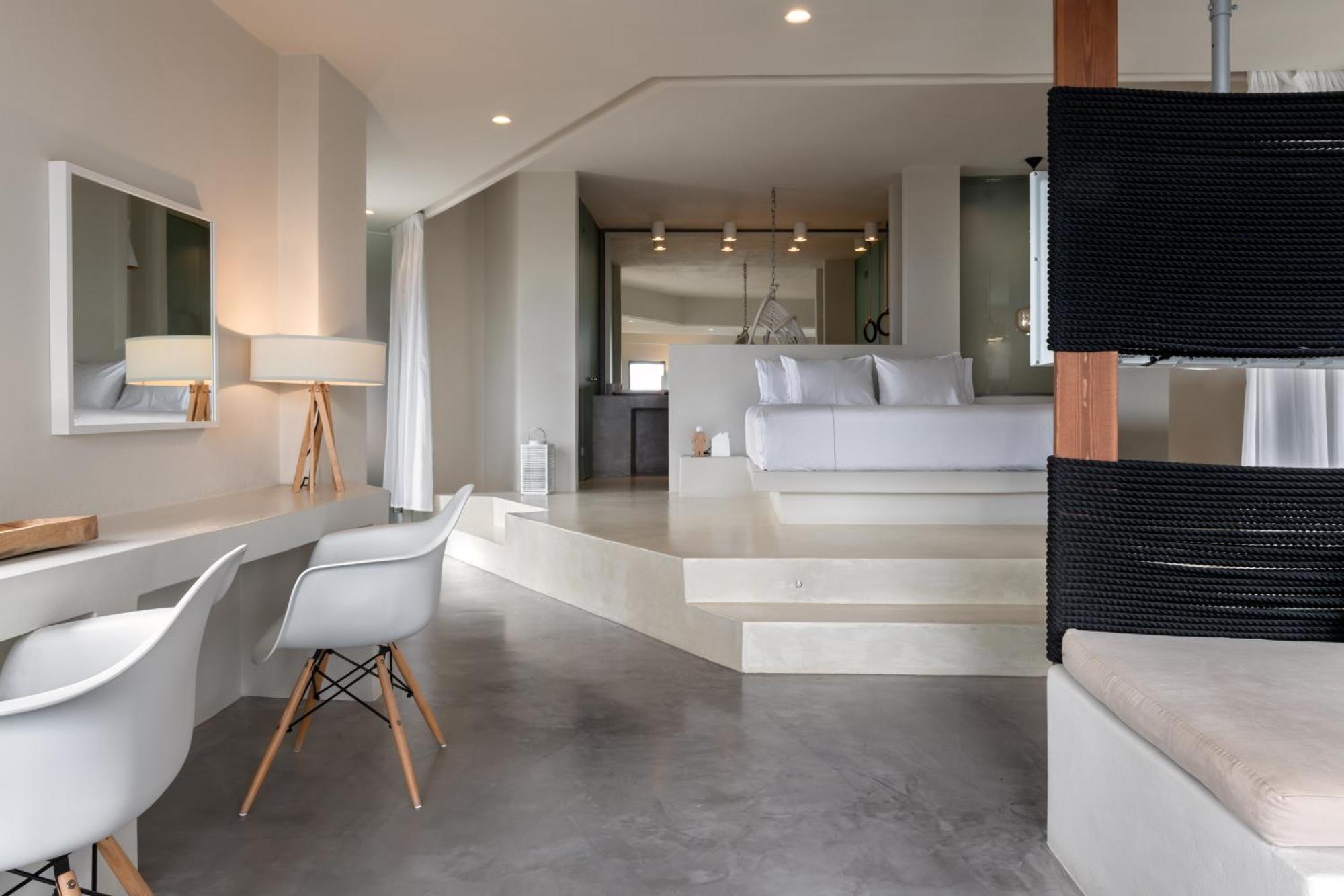 Junior Suite Outdoor Plunge Pool Sea View