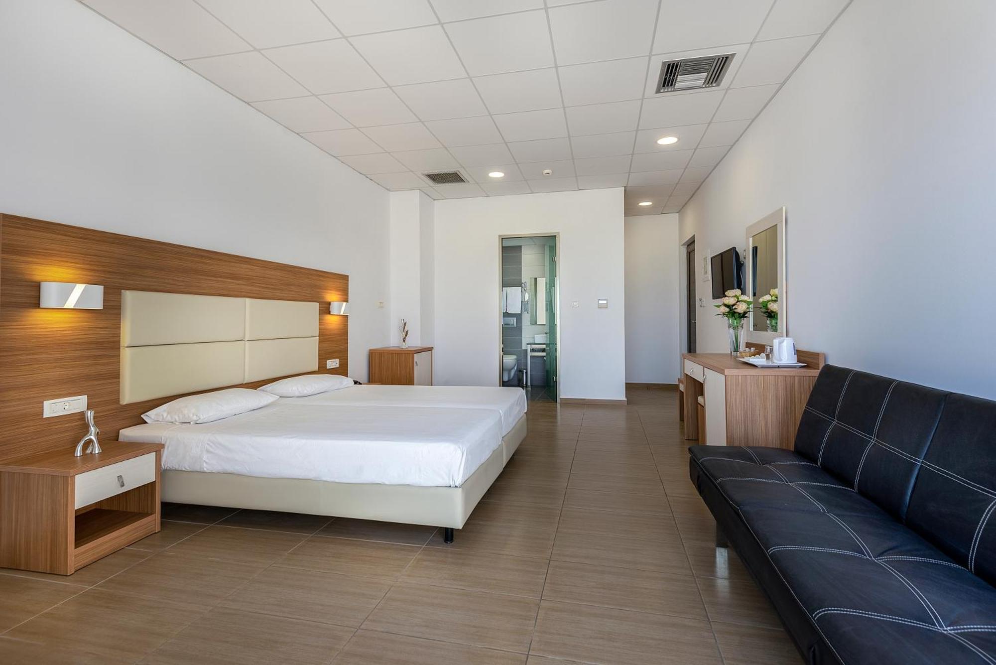 Superior Triple Room Sea View
