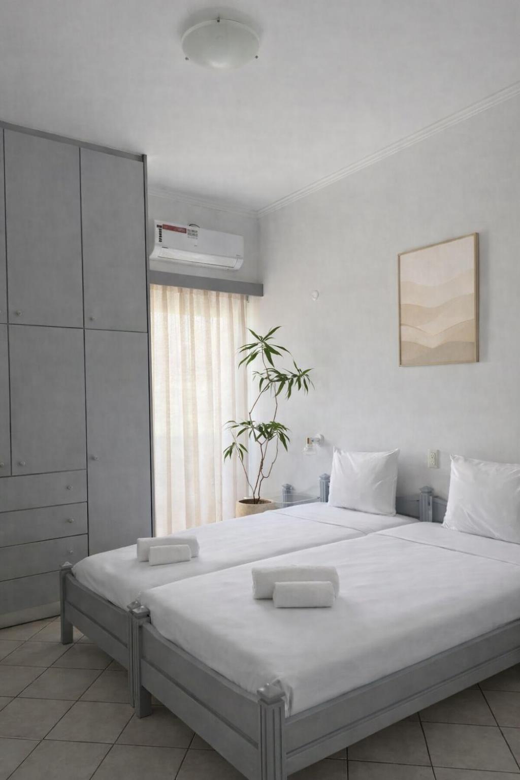 One-Bedroom Apartment Balcony Water View