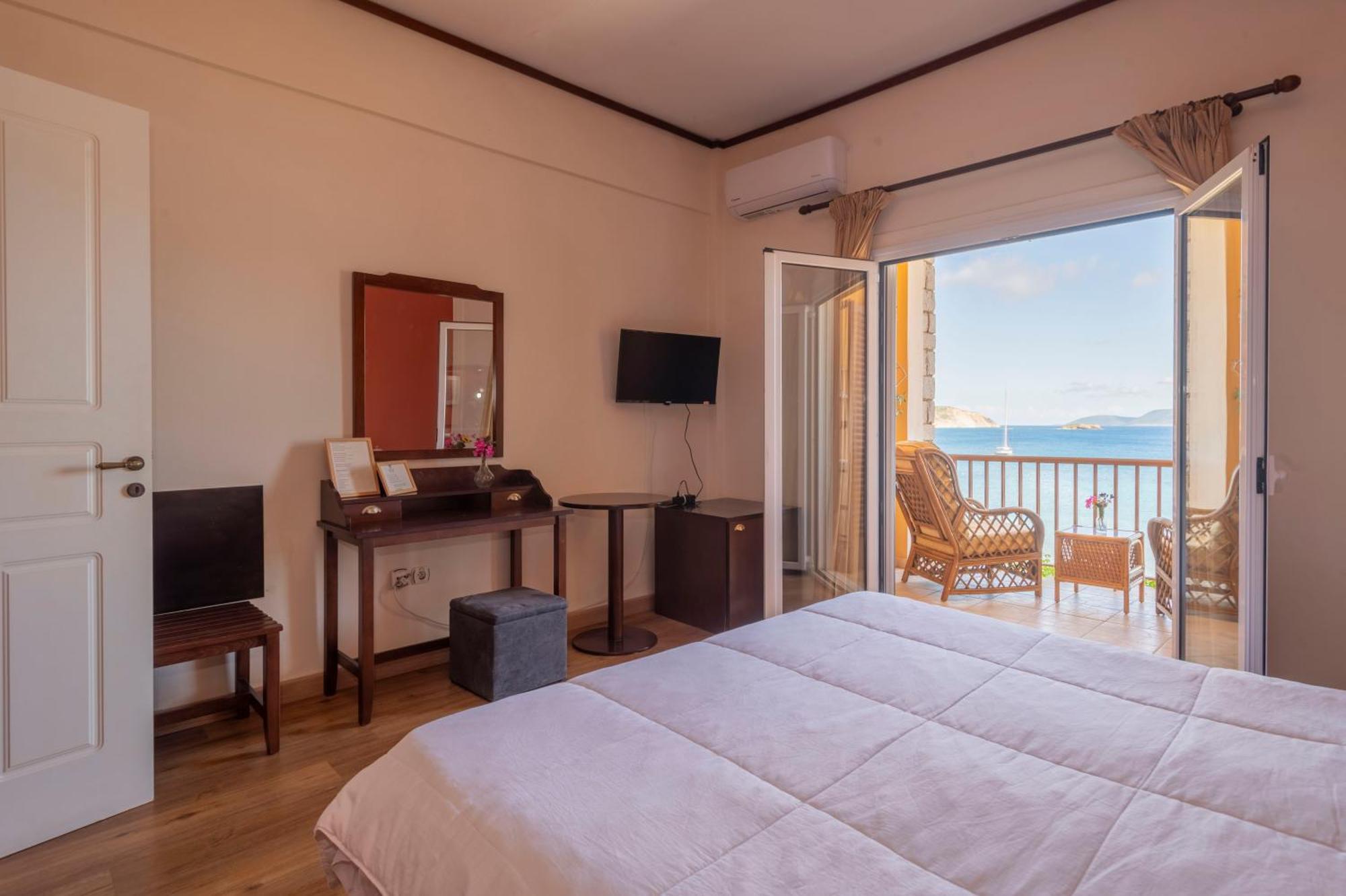 Triple Room with View